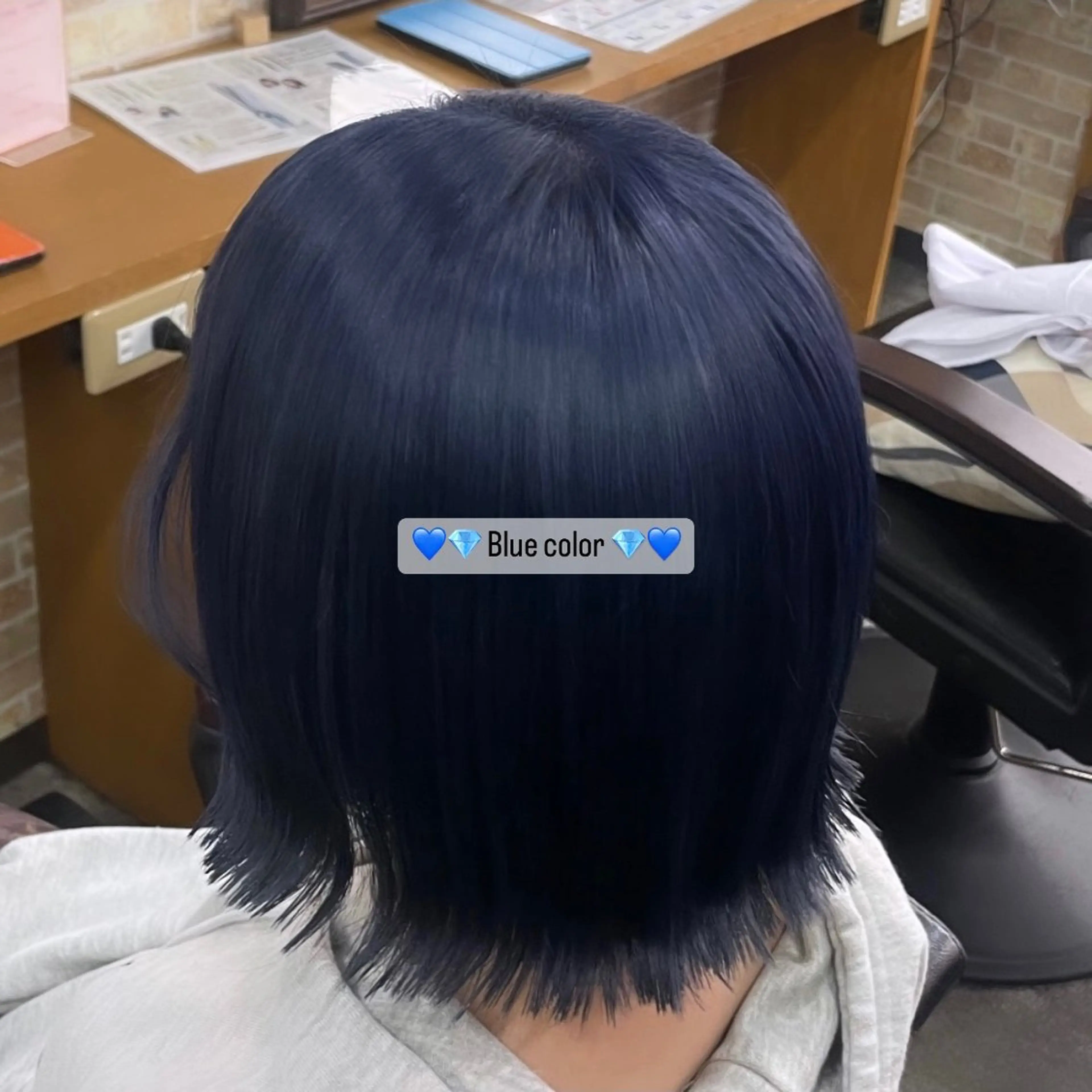 ミディアム カラー 𝐑𝐢𝐤𝐚 ໒꒱♡のヘアスタイル