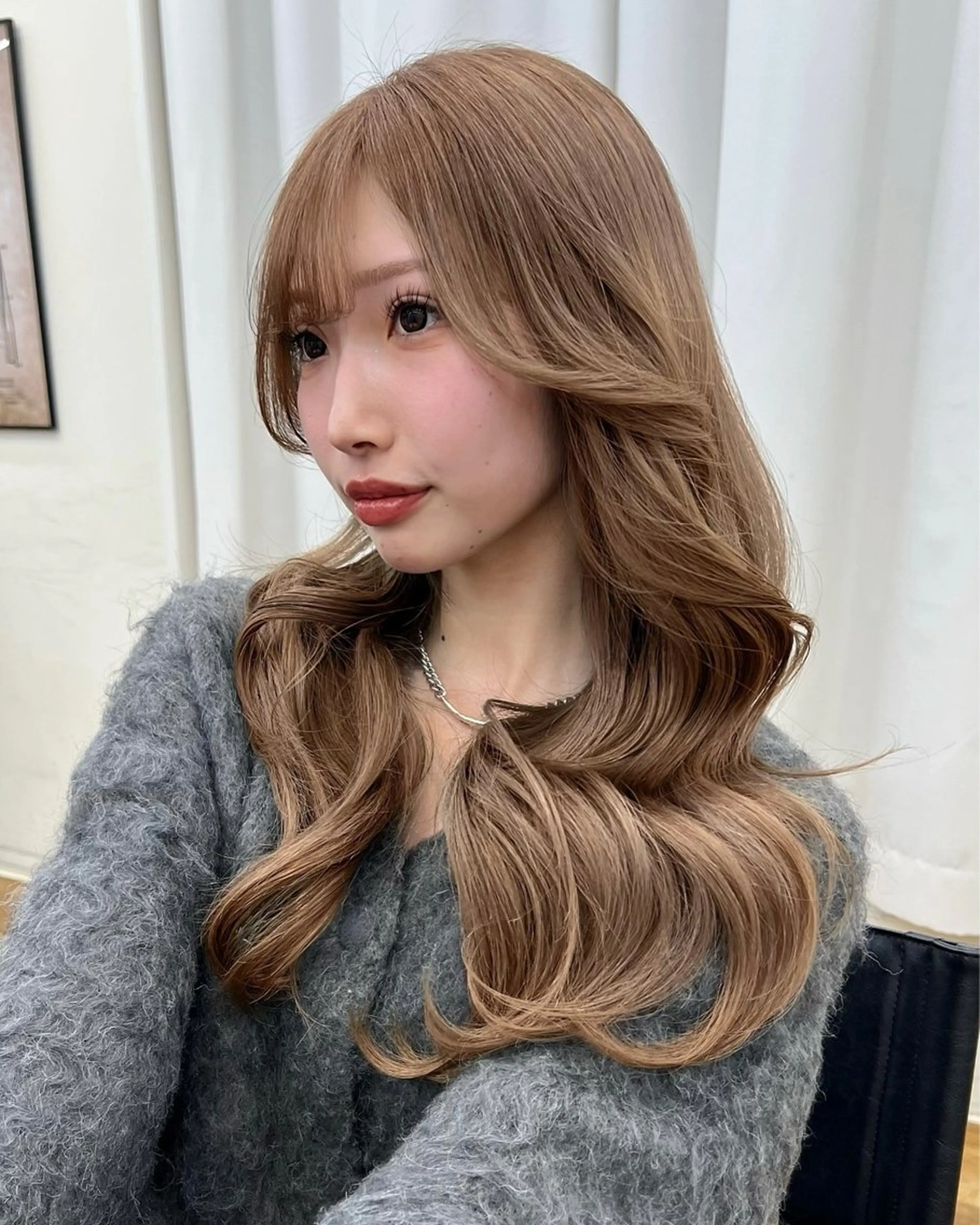 ロング カラー カット ヘアカラー トリートメント 抜きっぱなしブロンド /ハイトーン/カナタのヘアスタイル