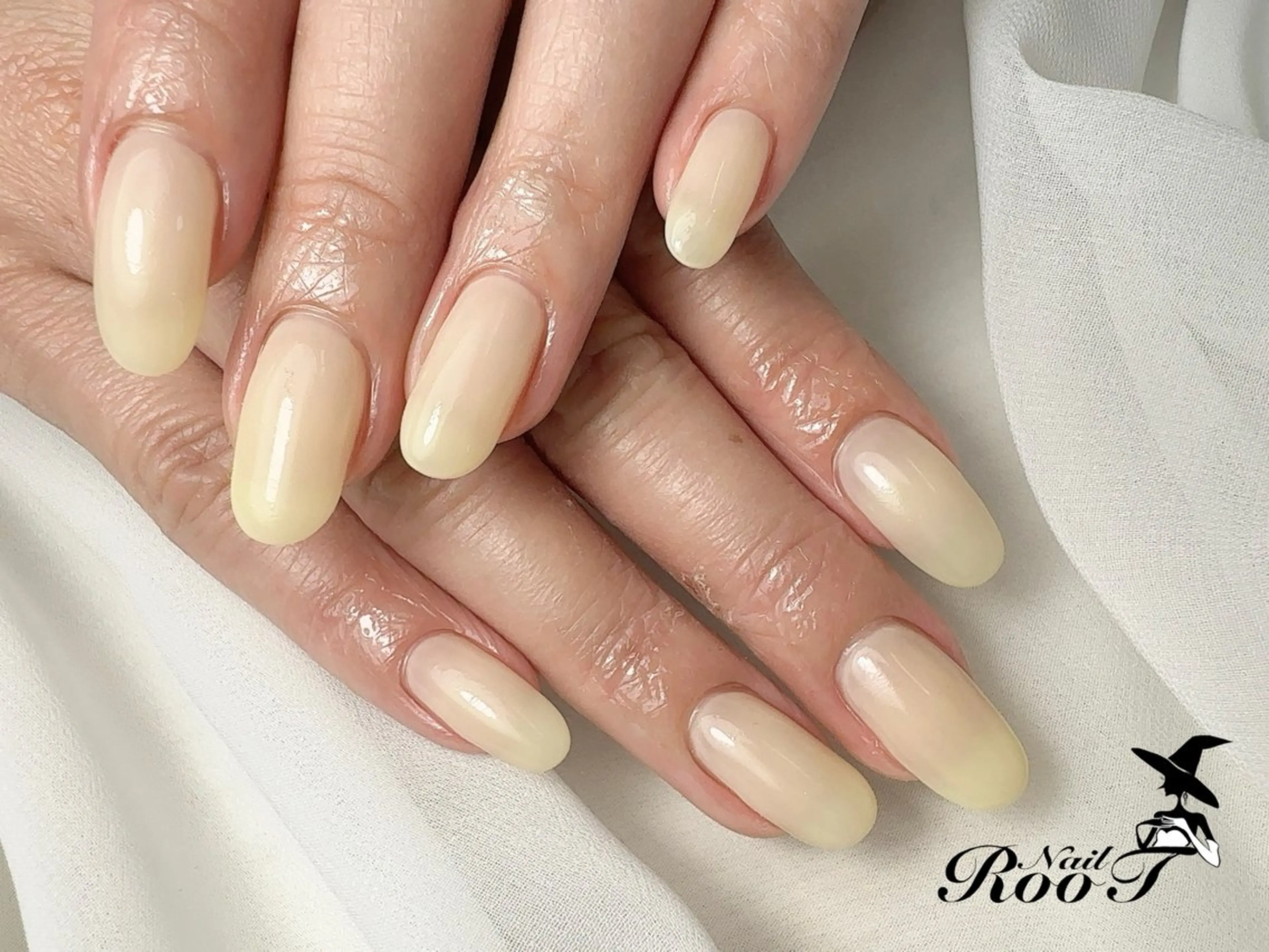 ネイル ワンカラーネイル ハンドネイル RooT Nailのネイルデザイン