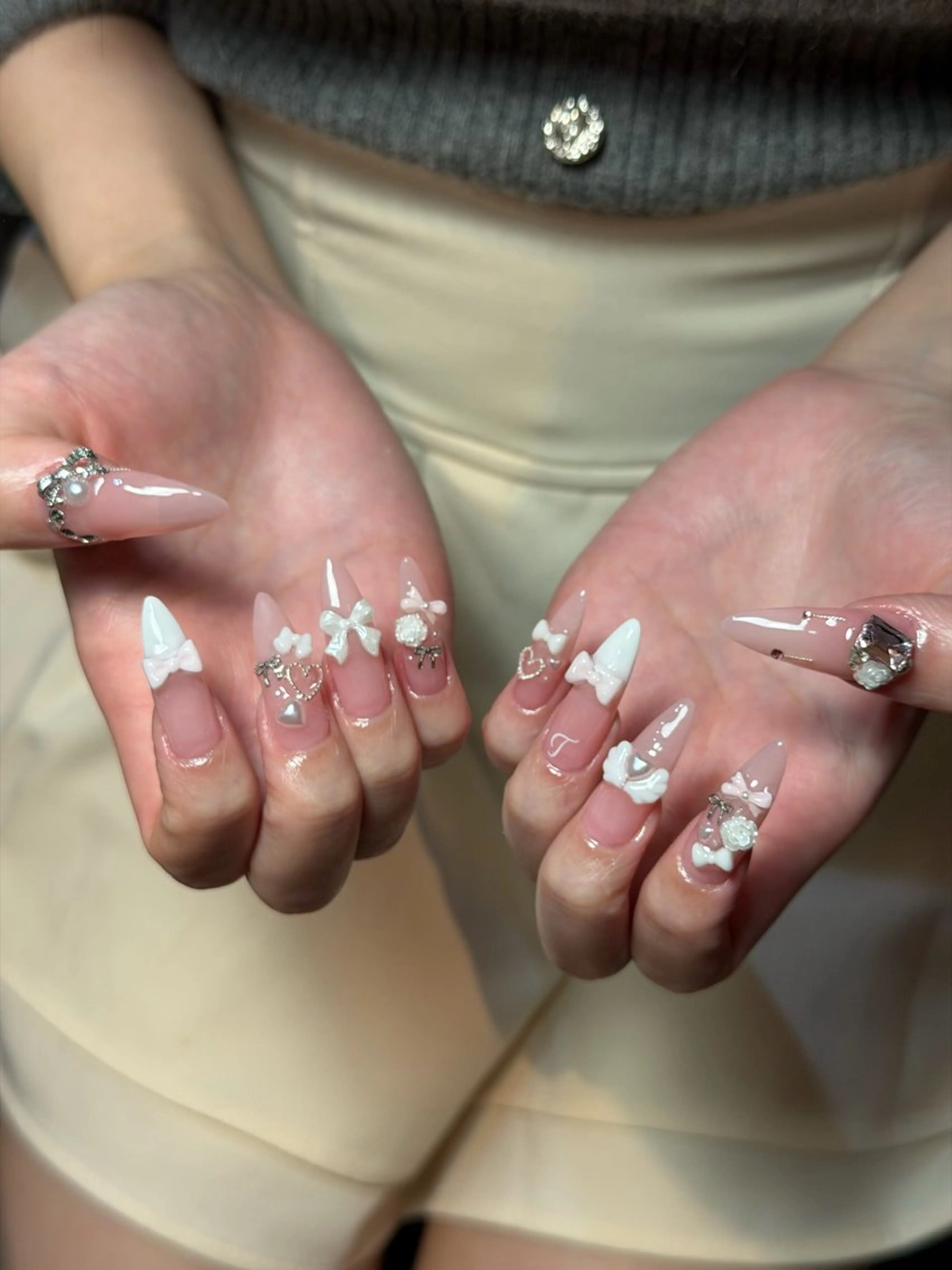 ネイル フレンチネイル グラデーション 韓国ネイル マグネットネイル シンプルネイル ハンドネイル CoMo Nailのネイルデザイン