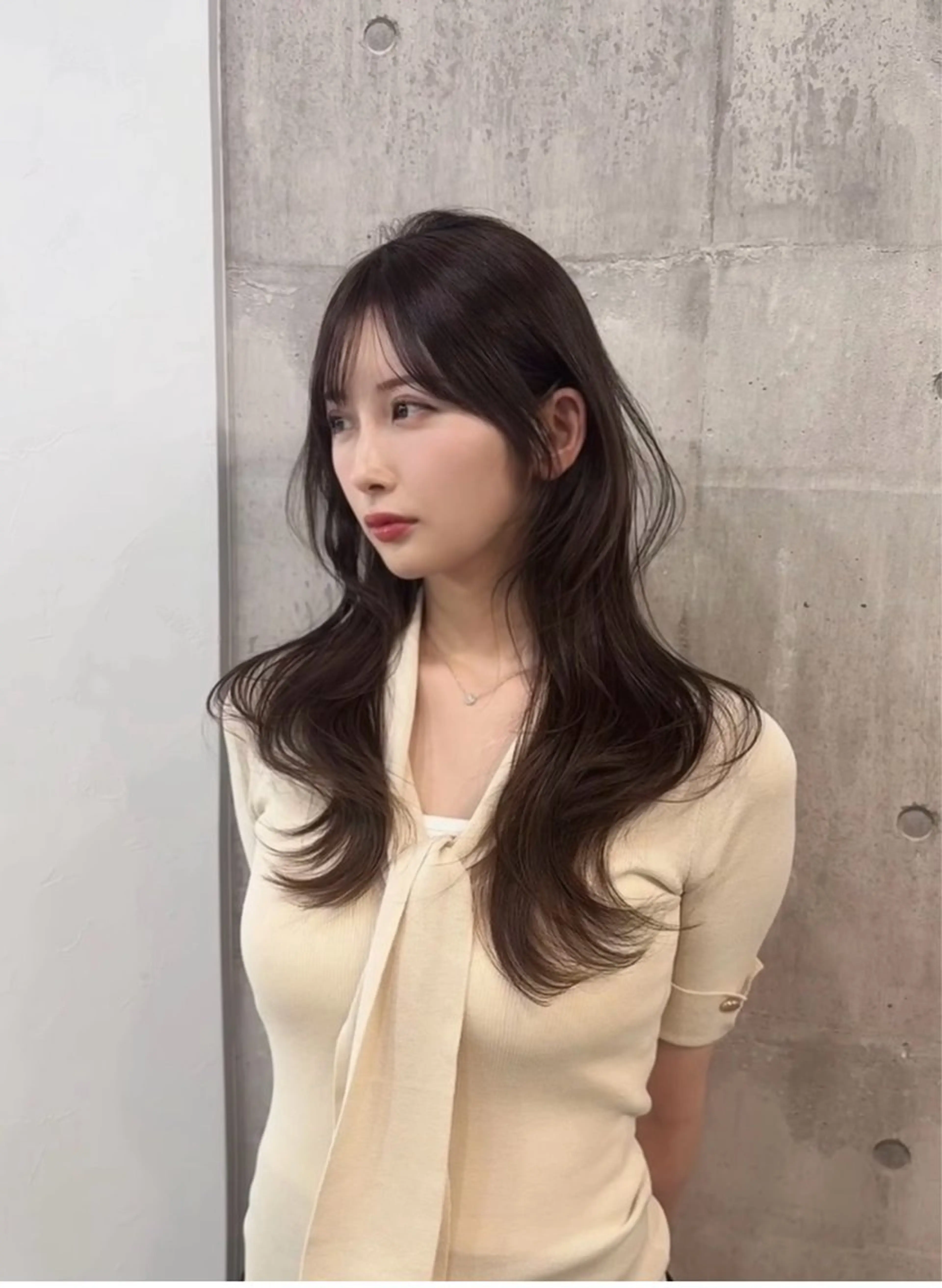 ロング レイヤー・ブリーチ kiyotoshiのヘアスタイル