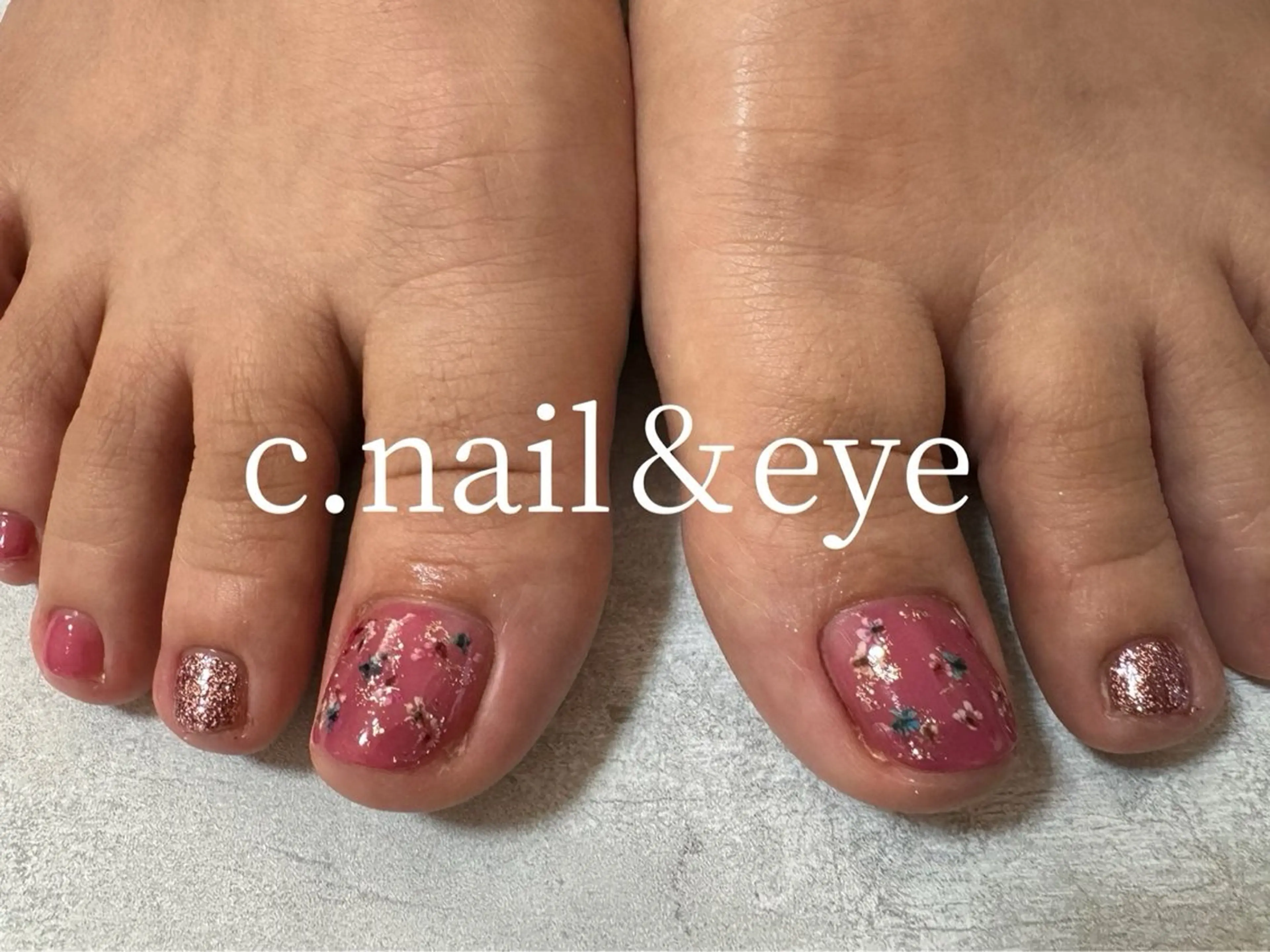 ネイル 入学式 フラッシュネイル フットネイル 卒業式 氷ネイル・うるうるネイル フットネイル C.Nail &Eye筑紫駅のネイルデザイン