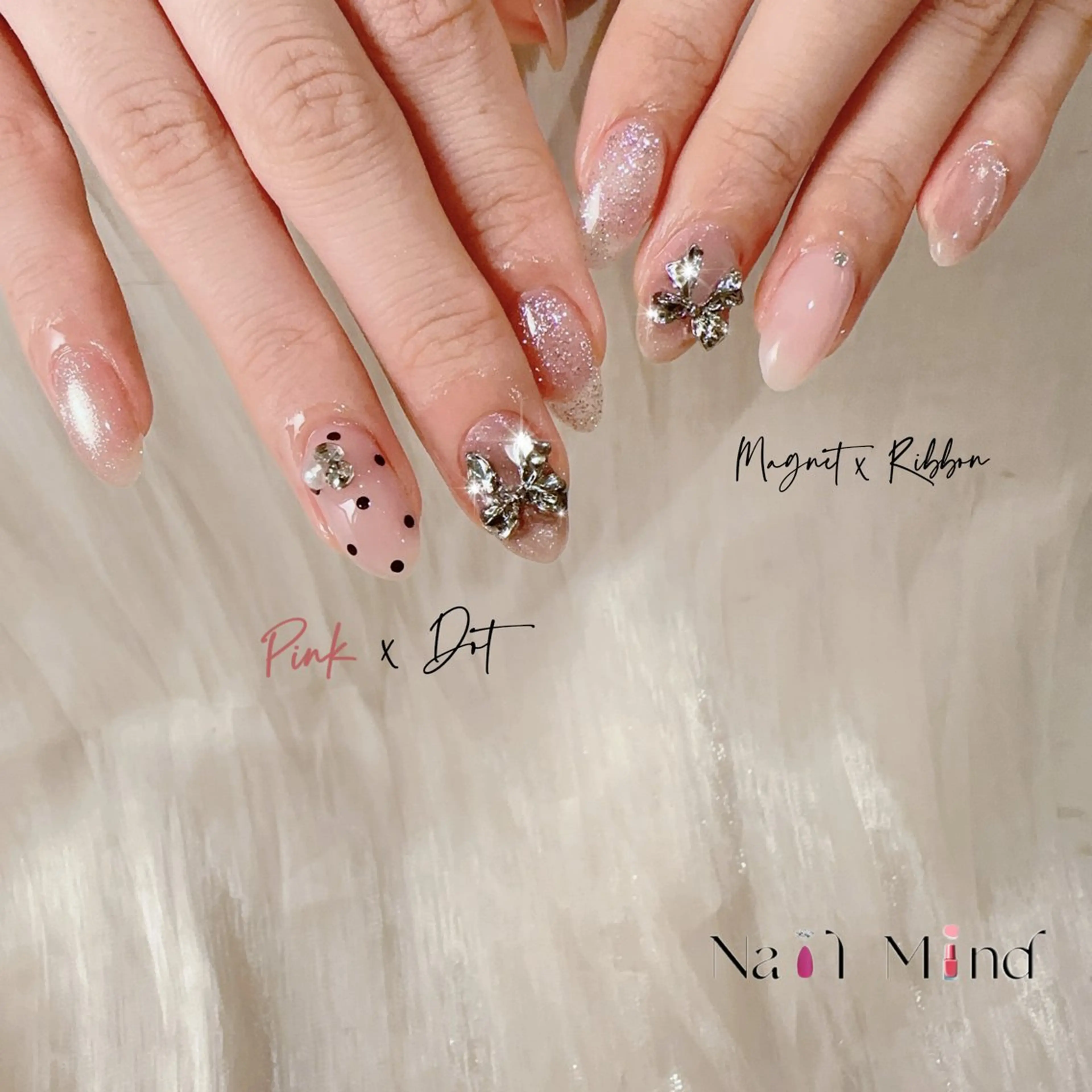 ネイル ドット ジェルネイル キラキラネイル ラメ(グリッター) マグネットネイル ハンドネイル Nail Mind (NaONail）のネイルデザイン