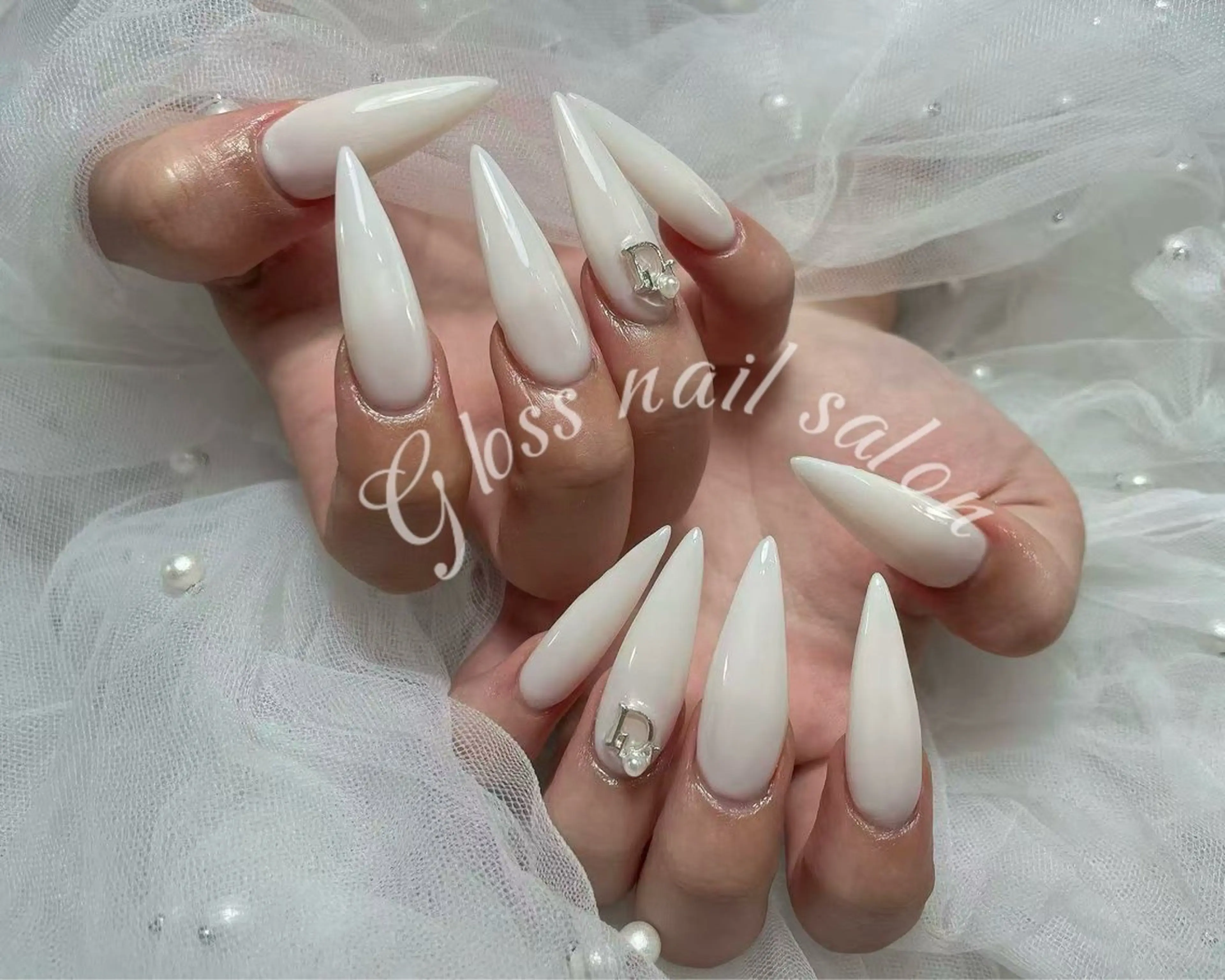 ネイル Yuna✨ Gloss nailのネイルデザイン