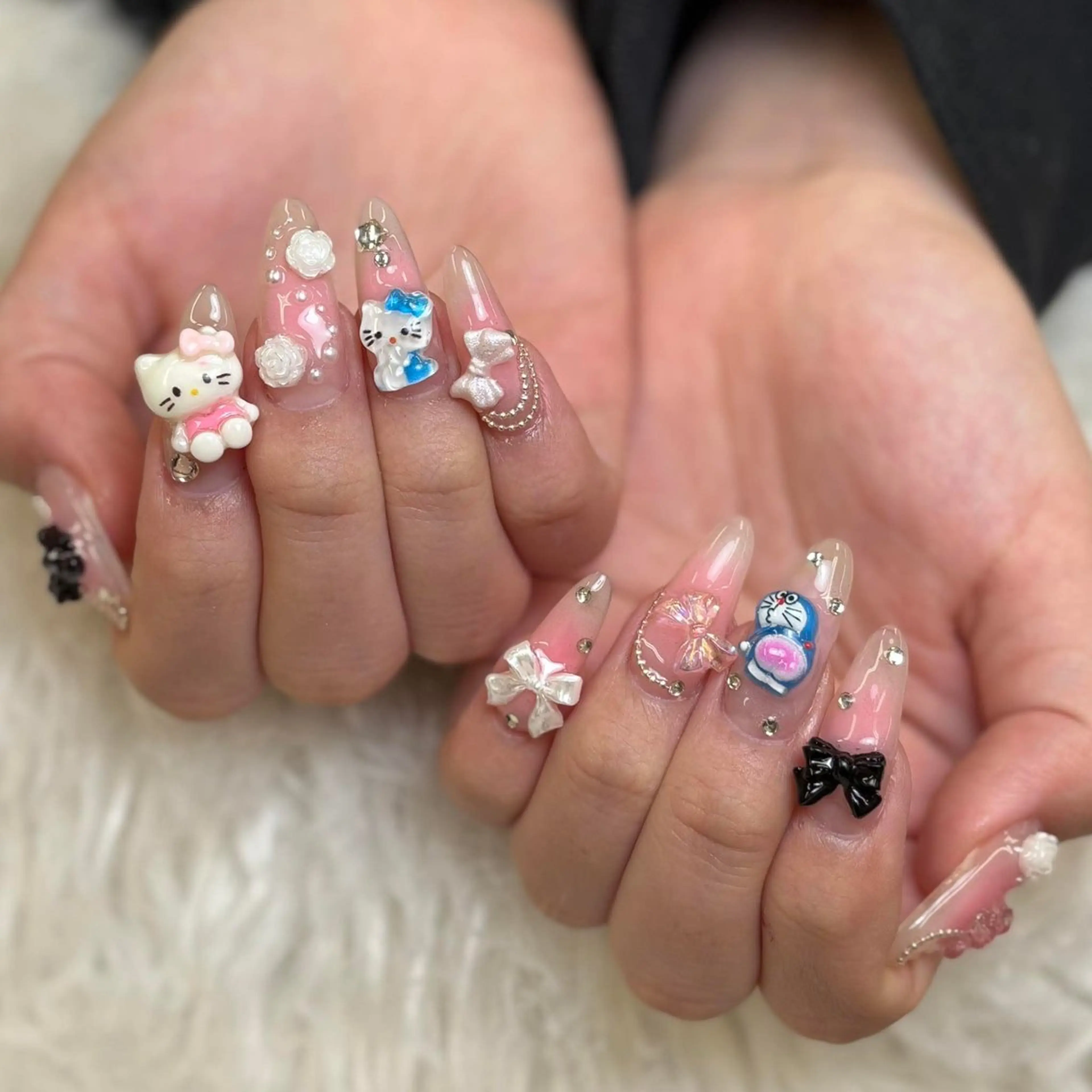 ネイル ハンドネイル NIE MoMoのネイルデザイン