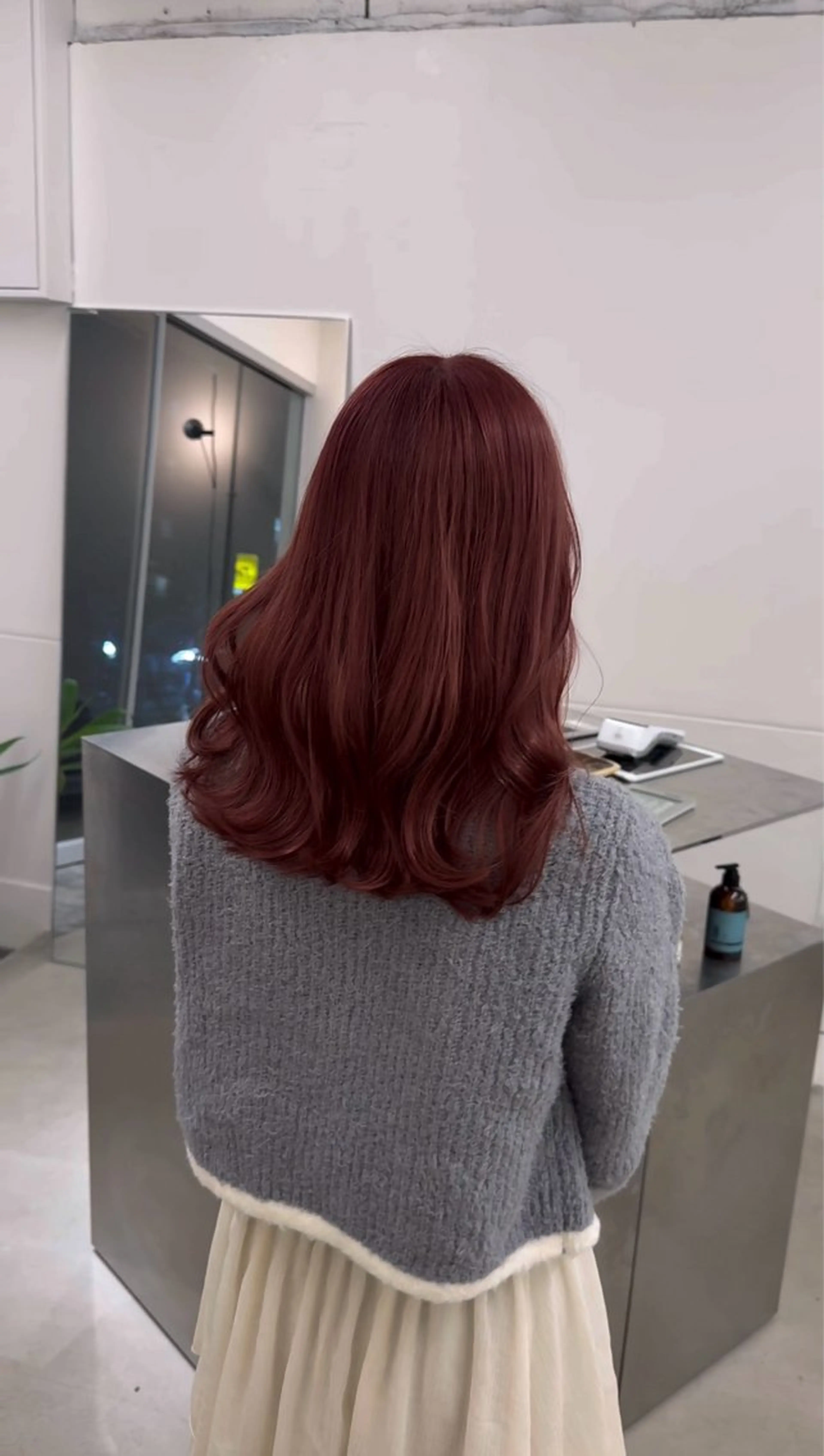 ミディアム カラー ヘアカラー wabi【ワビ】所属・manami/ヘア セット/ハイトーンのヘアスタイル