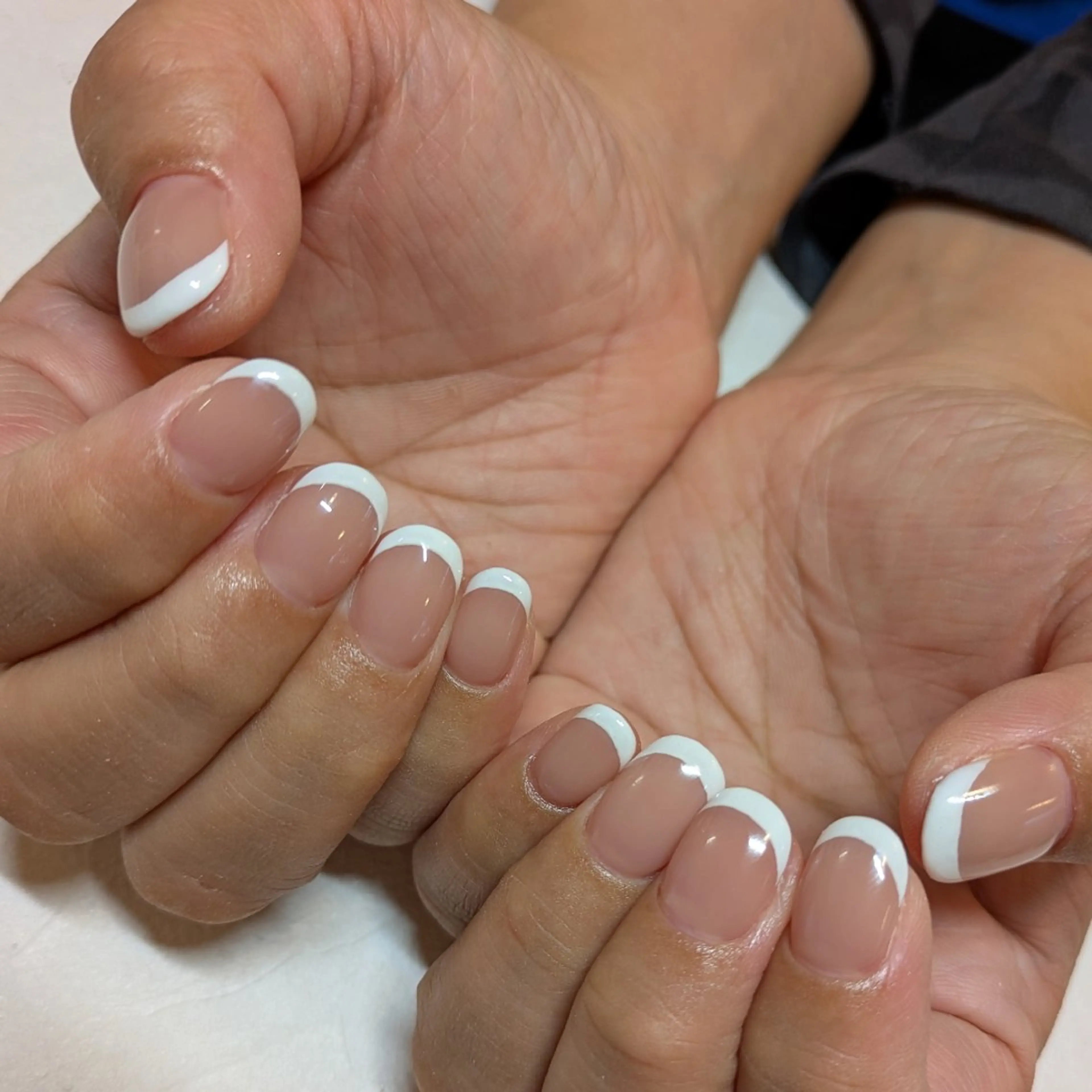 ネイル フレンチネイル ジェヌインネイル 河内のネイルデザイン