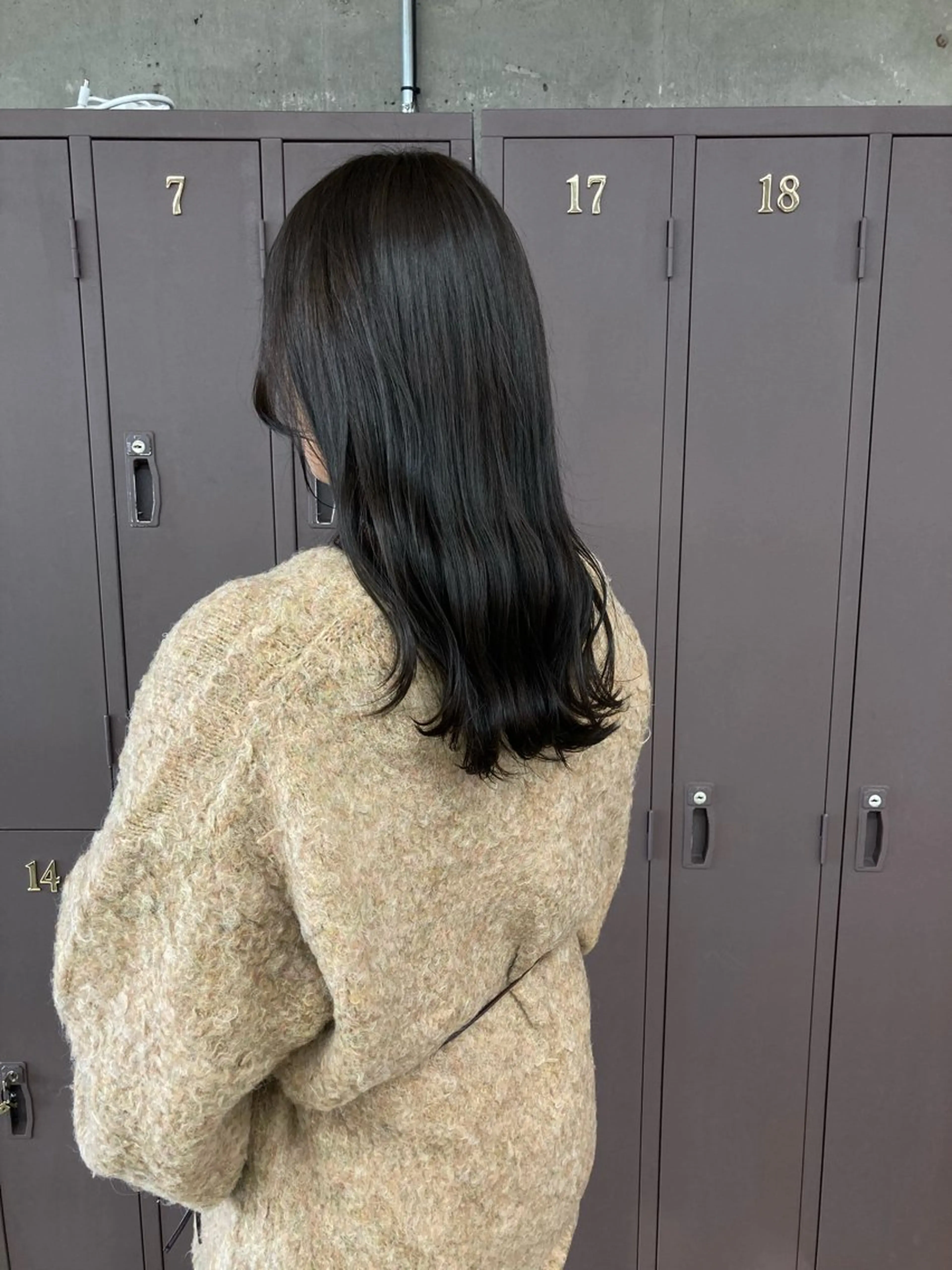 セミロング カラー ベージュカラー オリーブベージュ 小木曽智美 /ボブ/ショートのヘアスタイル