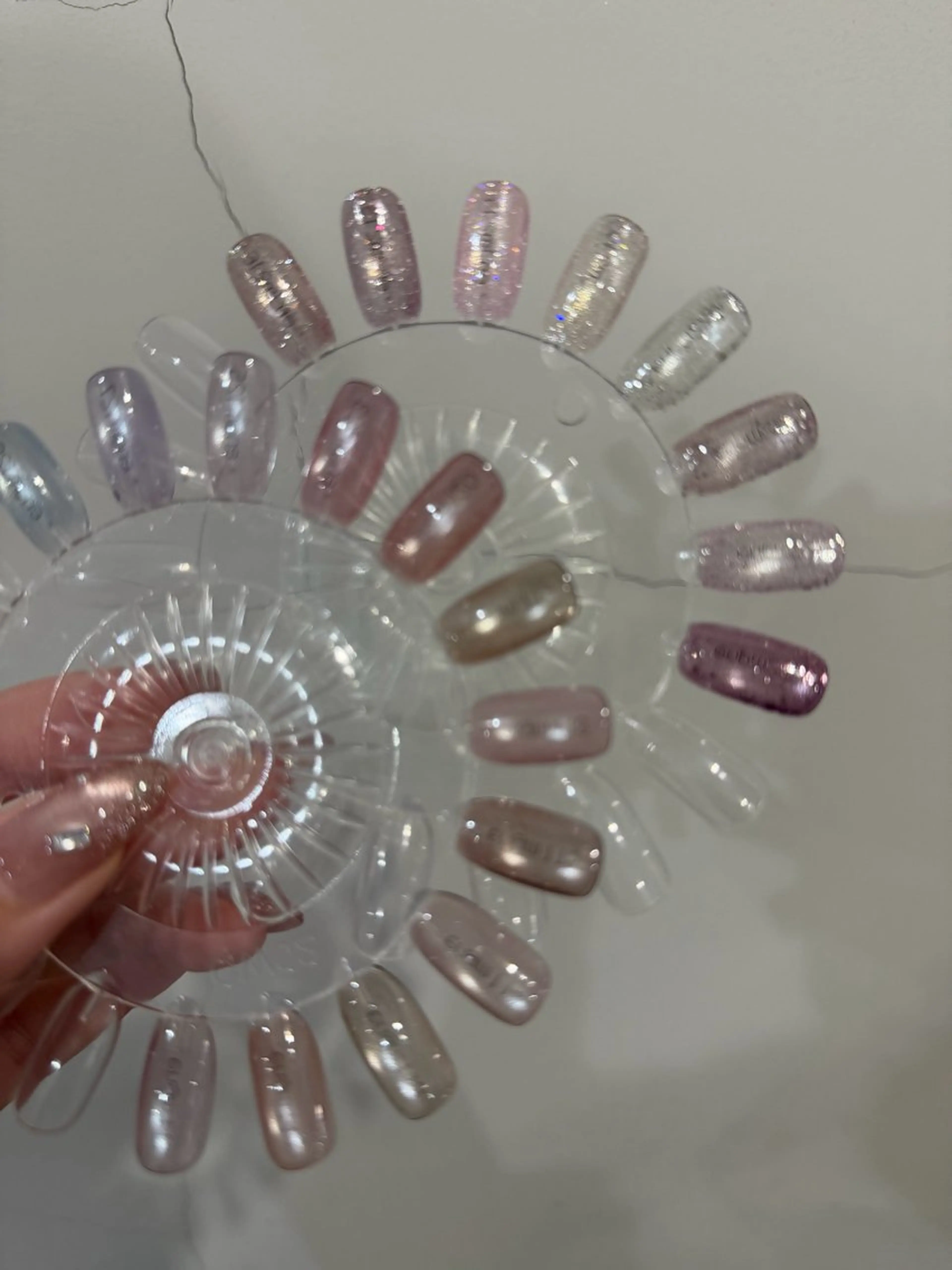 【4/27 17:00-限定】マグネット・フラッシュネイル💅✨の写真