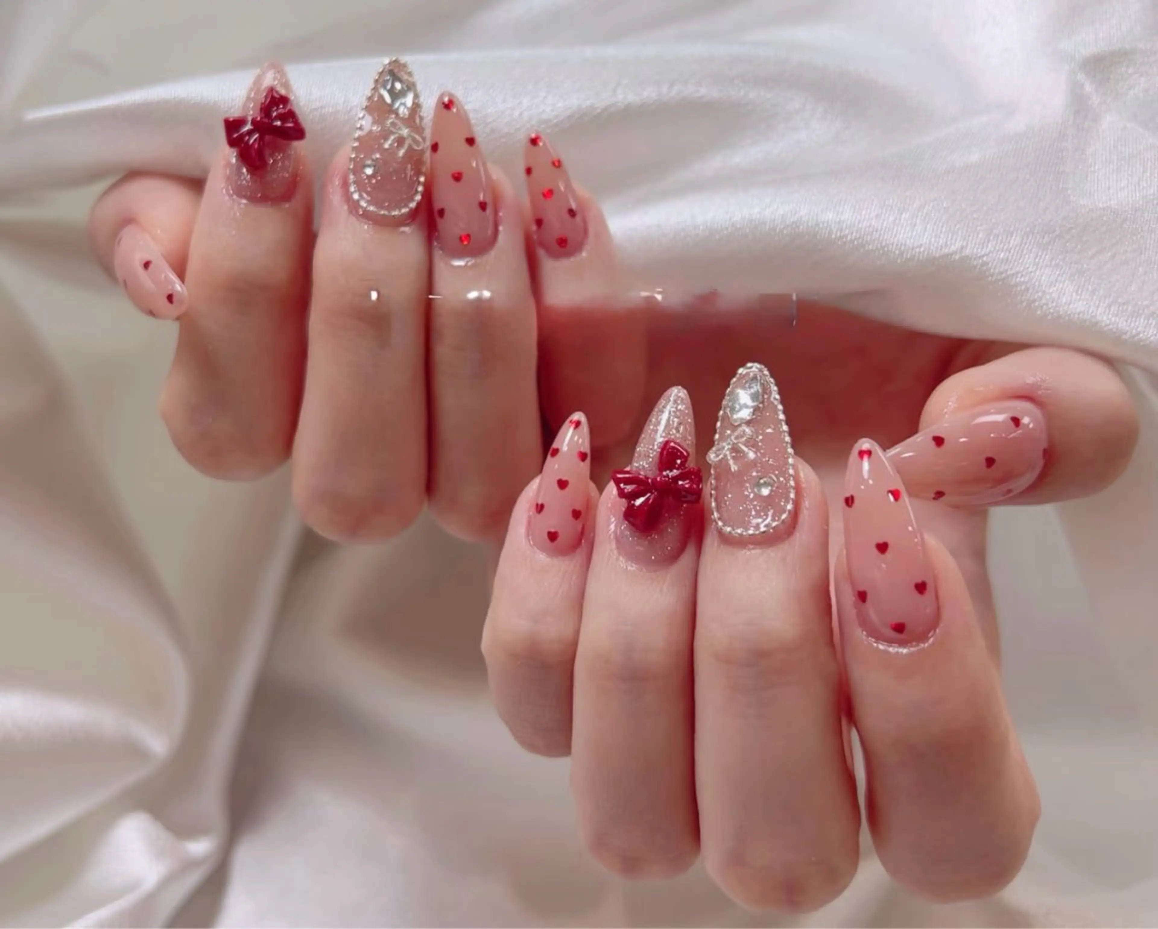 ネイル オーロラネイル べっ甲ネイル チークネイル 成人式 長さ出し ハンドネイル ハンドケア For you. Nail Salonのネイルデザイン