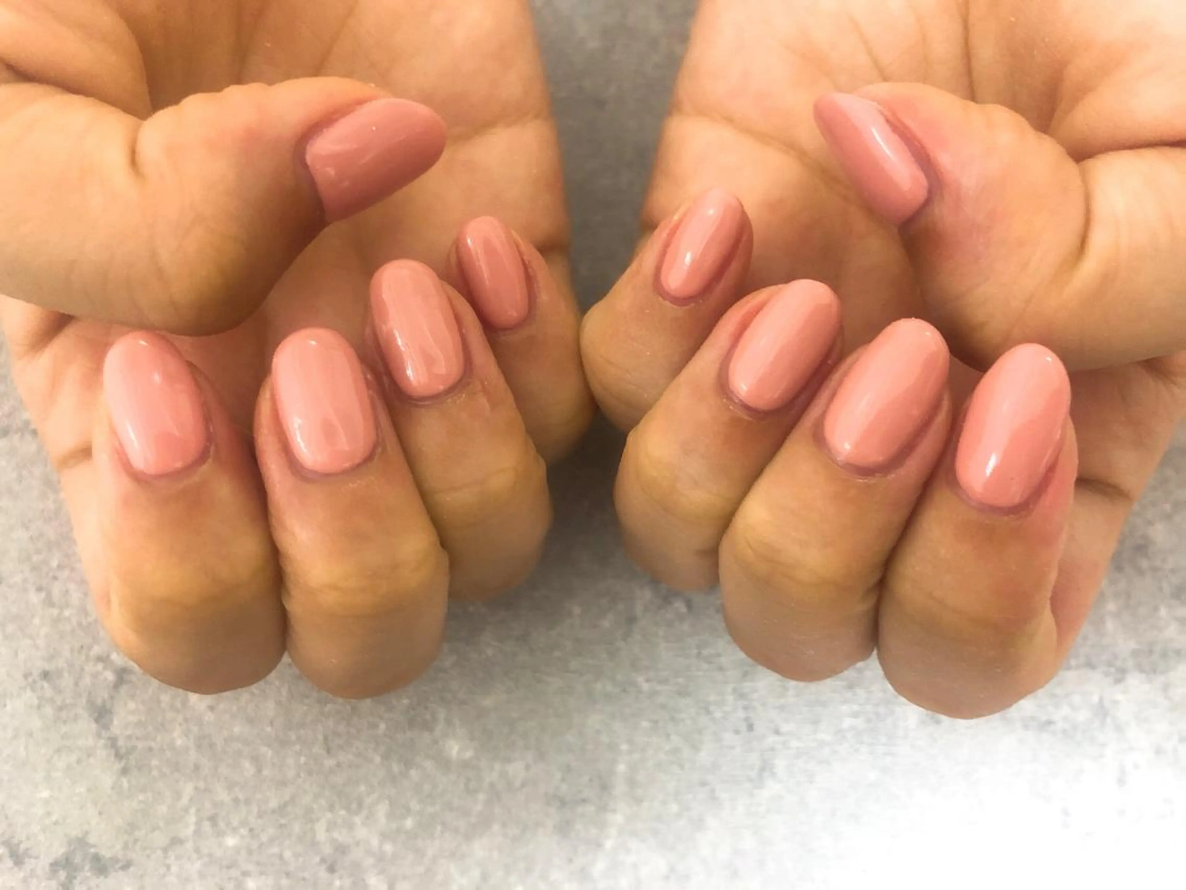 ネイル ワンカラーネイル ピンク ハンドネイル mogunail &blowのネイルデザイン