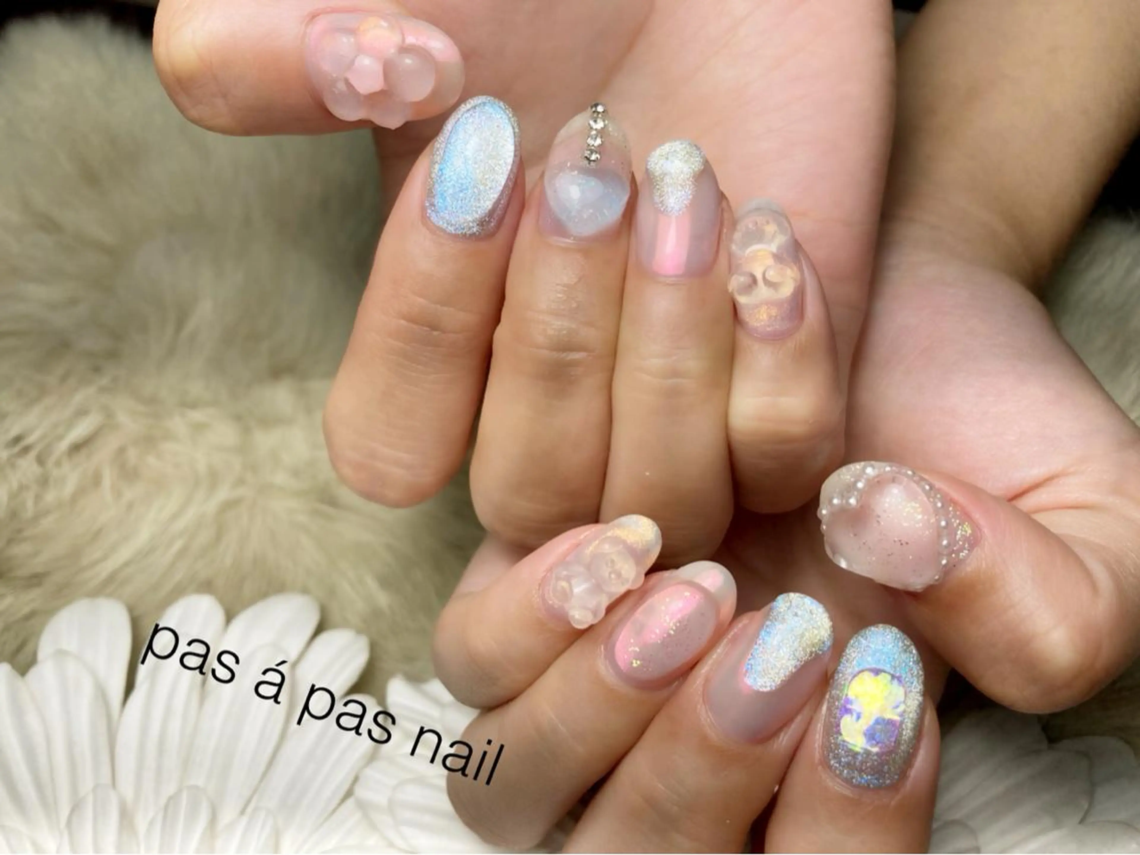 ネイル Yakko pas á pasのネイルデザイン