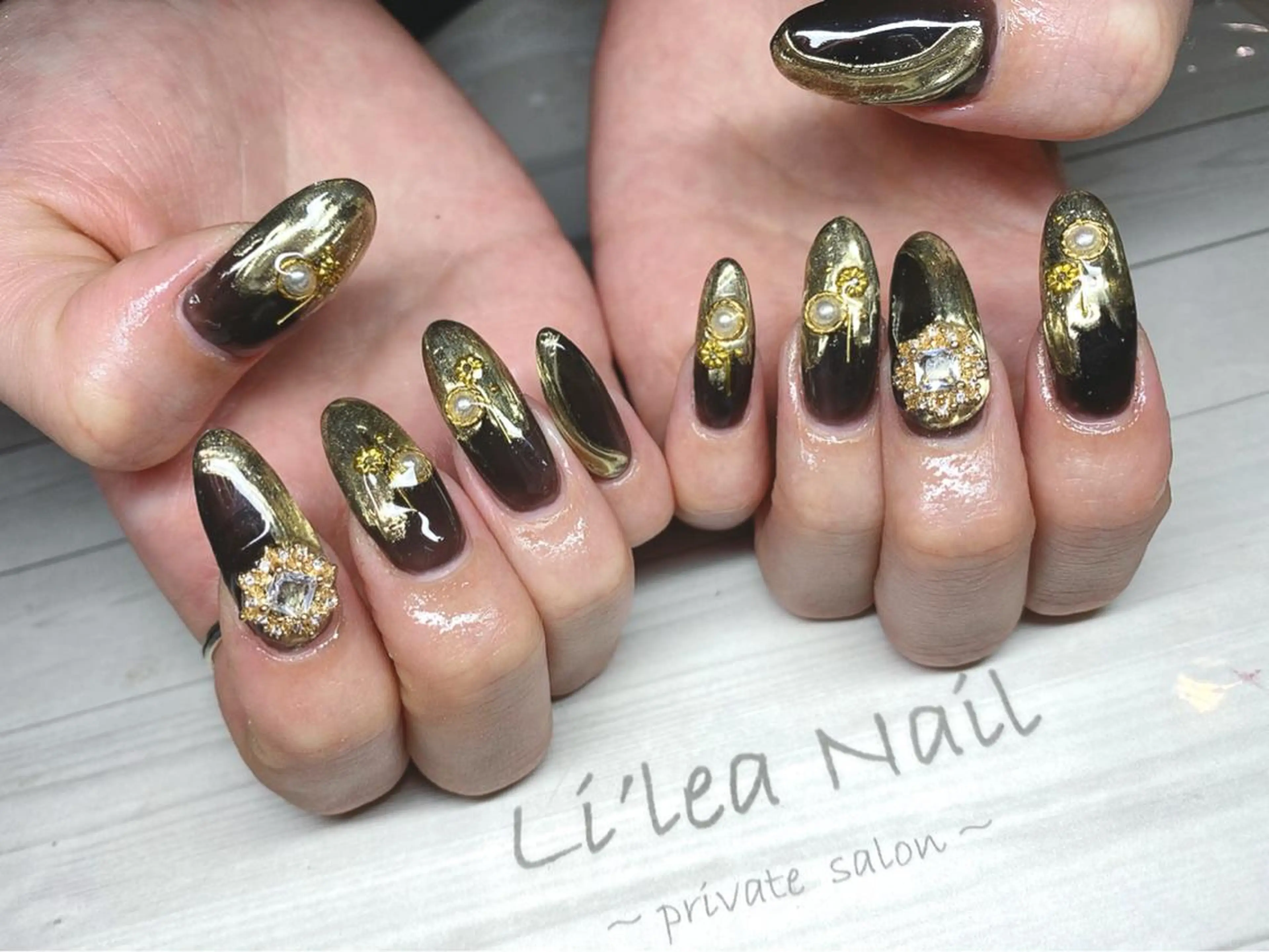 ネイル Li'leaNail AINAのネイルデザイン