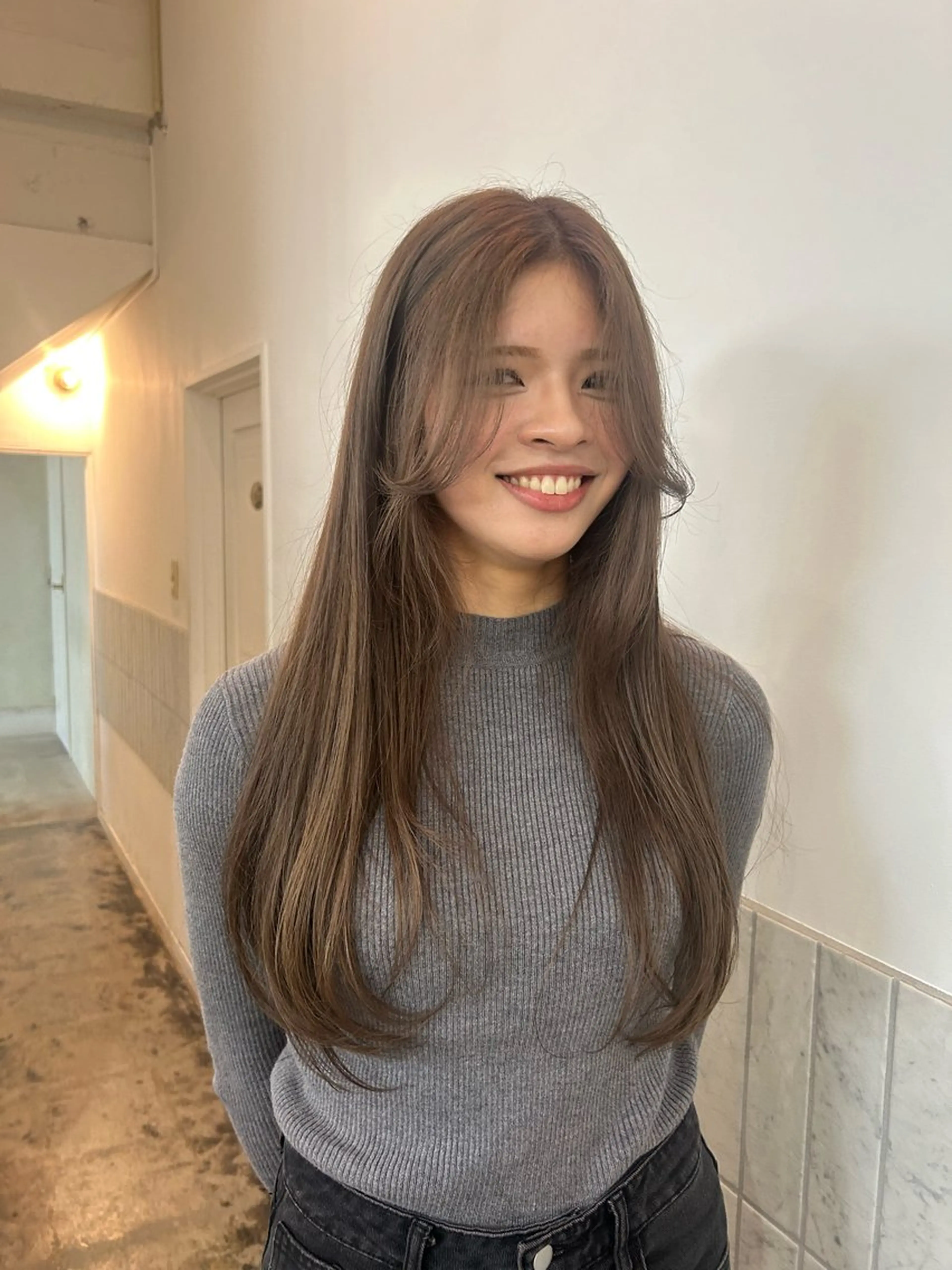 ロング ヘアカラー Terve. 水野 菜々香のヘアスタイル