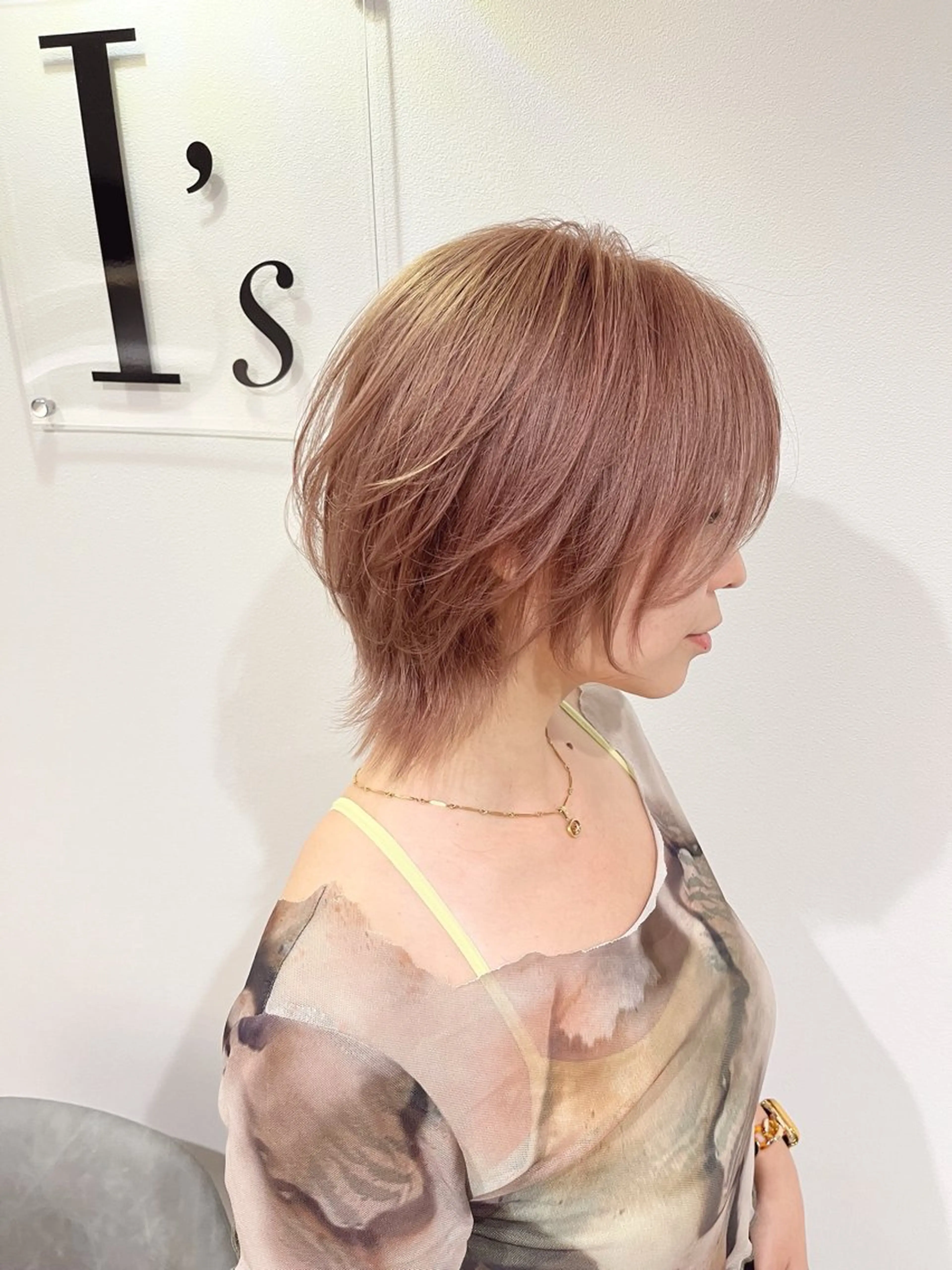 ショート カラー ブリーチ ハイトーンカラー ウルフカット カット ヘアカラー 浦島 ひろしのヘアスタイル