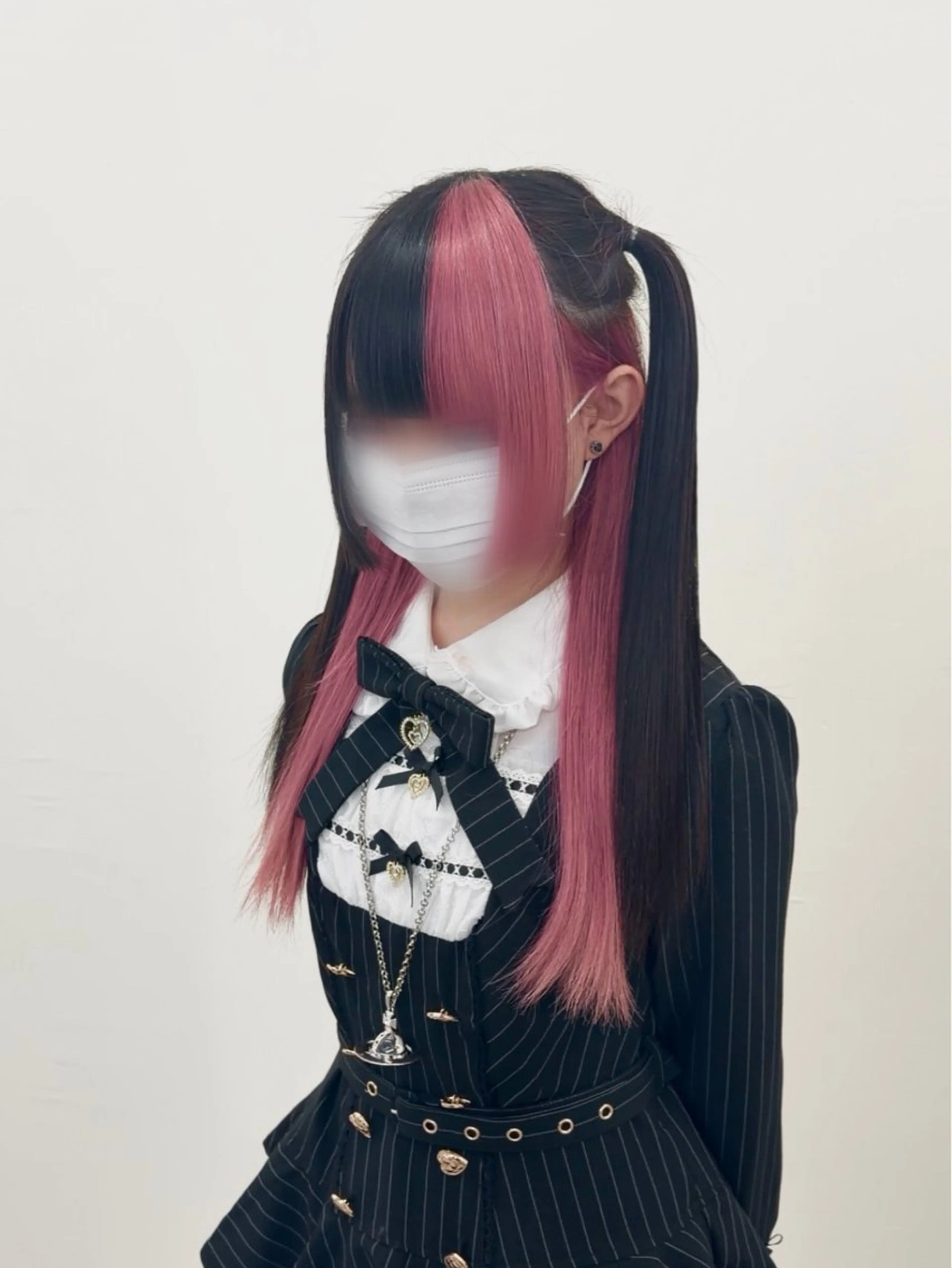 カラー ピンクカラー ヘアサロンアウラ所属・旭岡龍明/ハイトーン /ケアブリーチのヘアスタイル