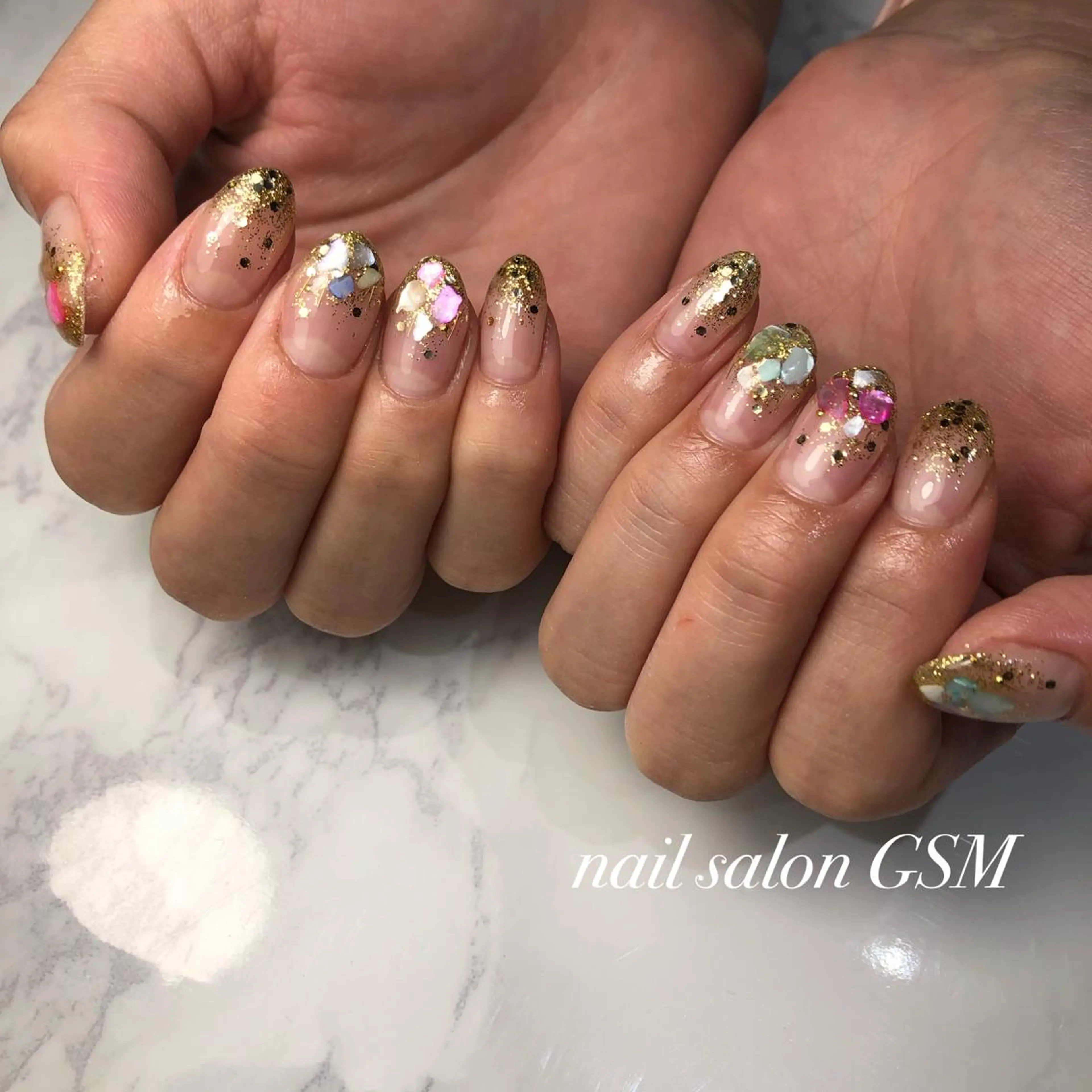 ネイル ブルー グラデーション ラメ(グリッター) ラメグラデーション ピンク ハンドネイル nail salon GSMのネイルデザイン