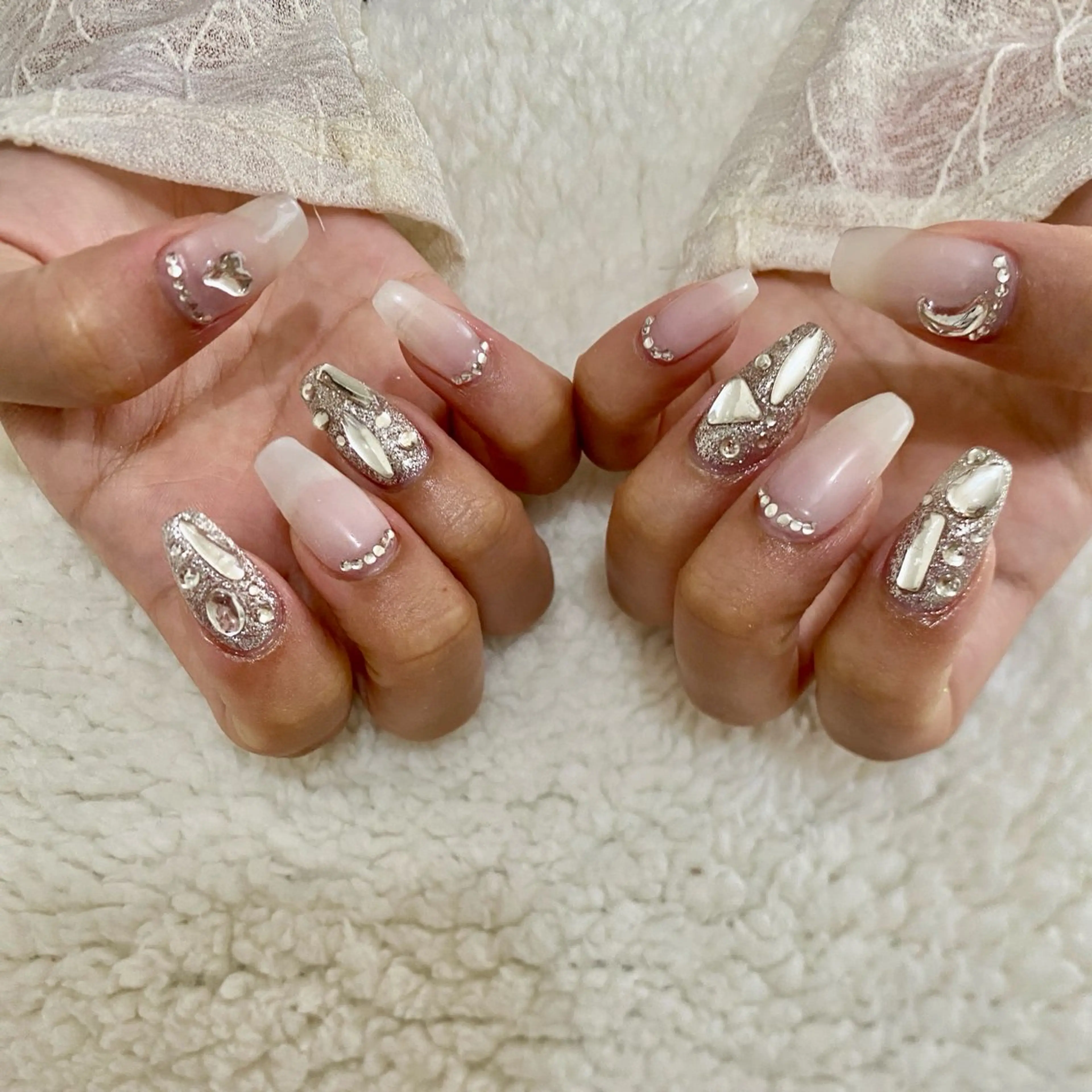 ネイル 持ち込み VIBLISS福岡 tomokoのネイルデザイン