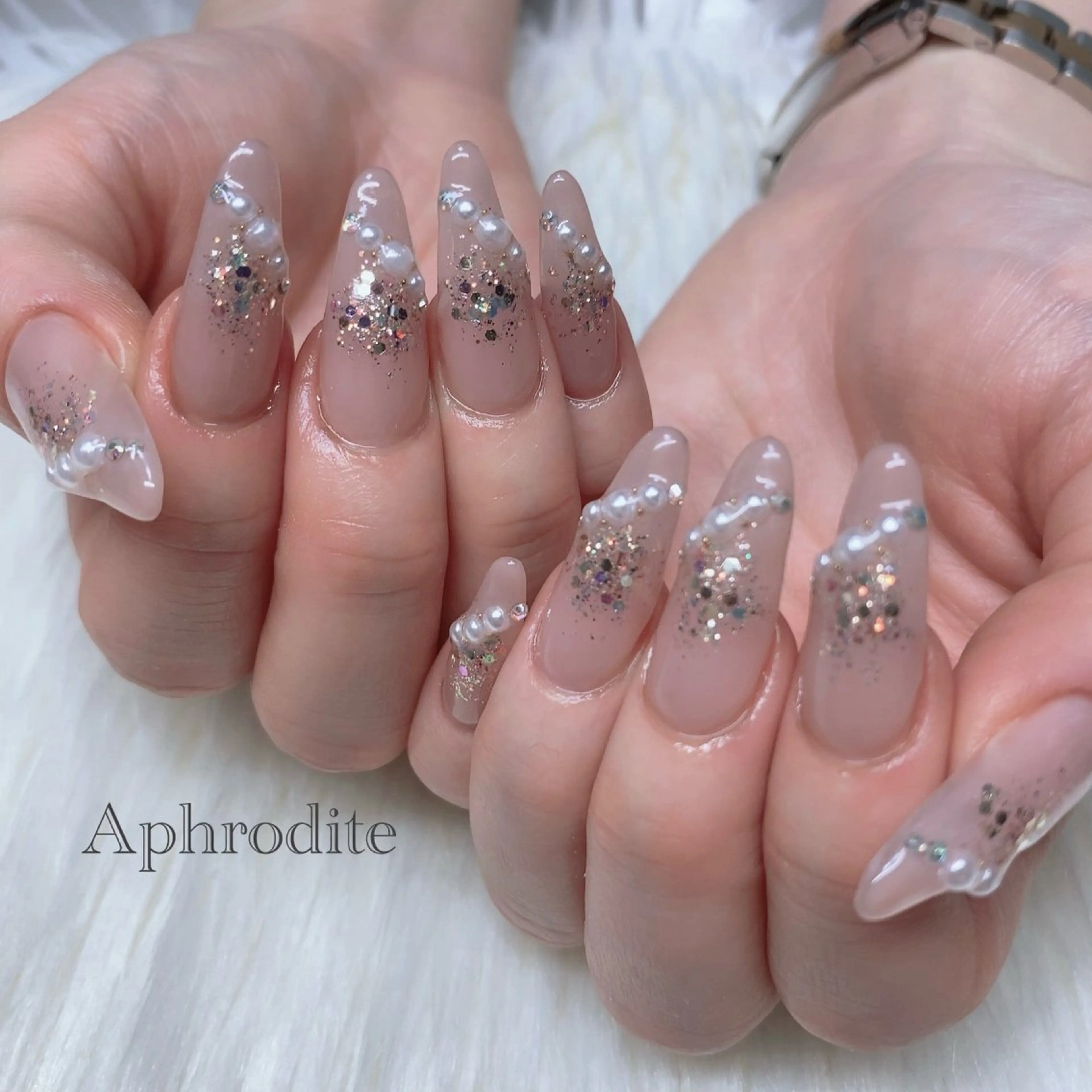 ネイル Aphrodite パラジェル認定サロンのネイルデザイン