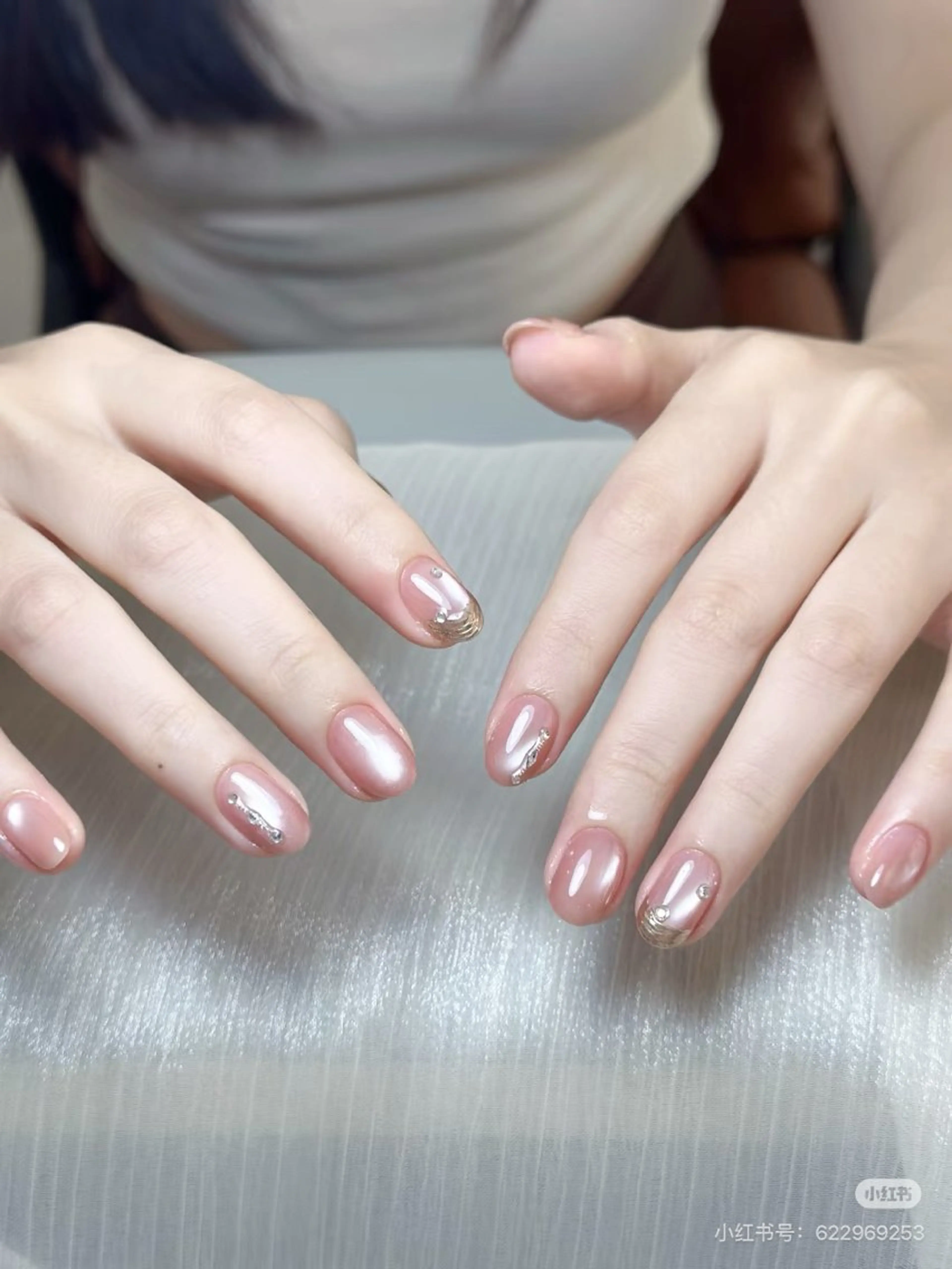 ネイル 高木 維麗絲のネイルデザイン