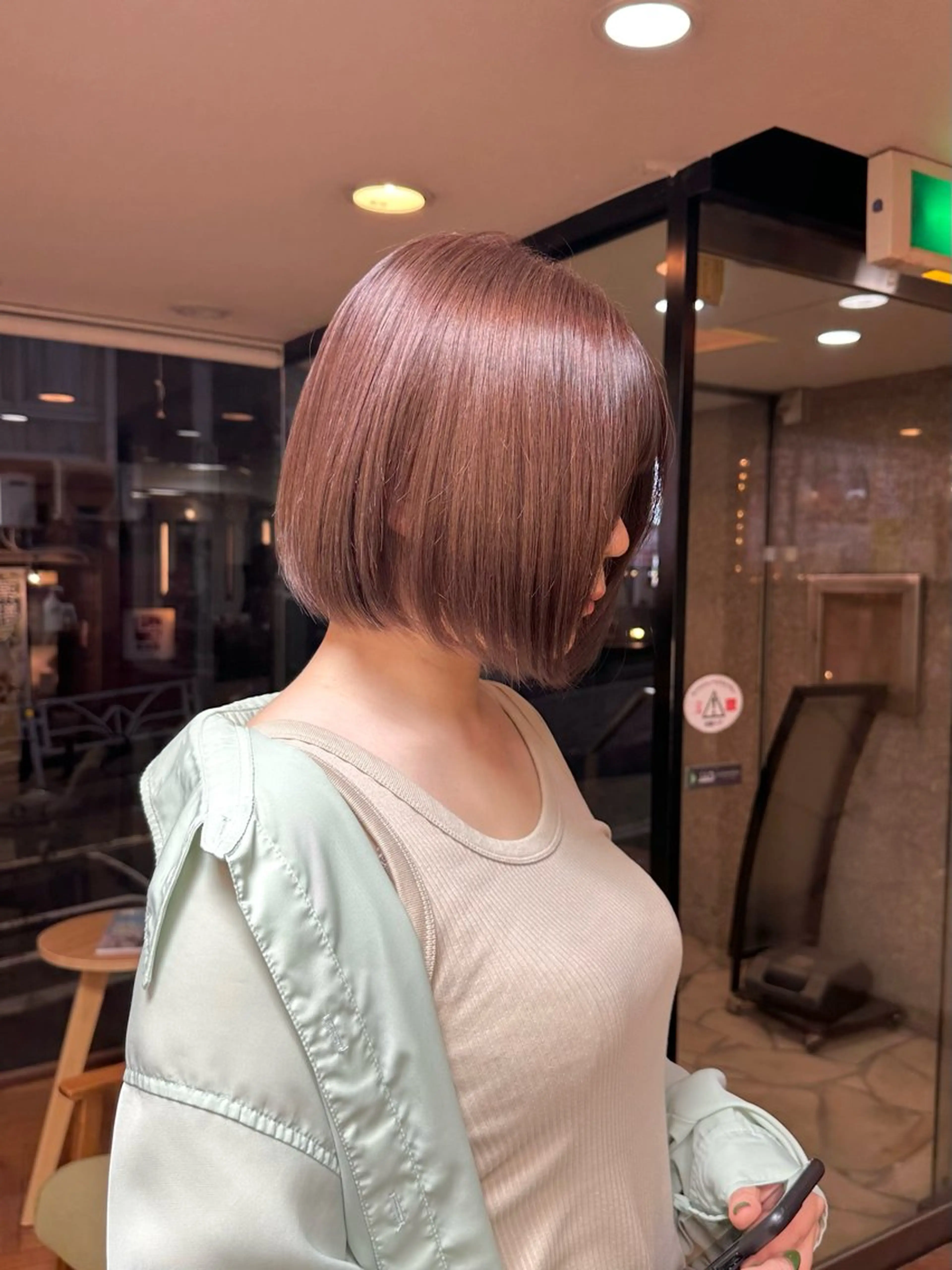 ショート カラー ブリーチ ブラウンカラー ブリーチなしカラー 矢野 晃平のヘアスタイル