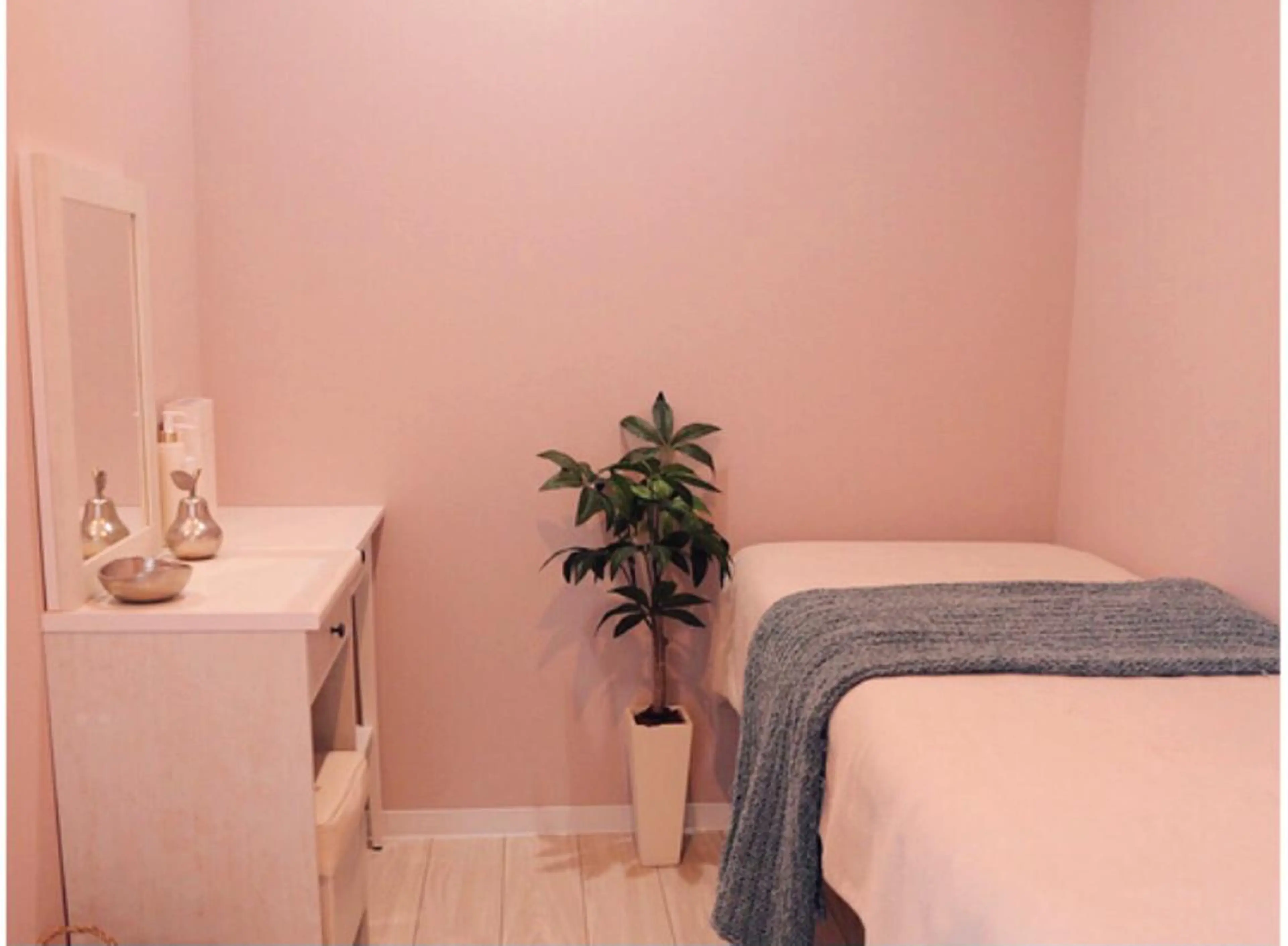 エステ エステサロン JURISのエステ・リラクイメージ