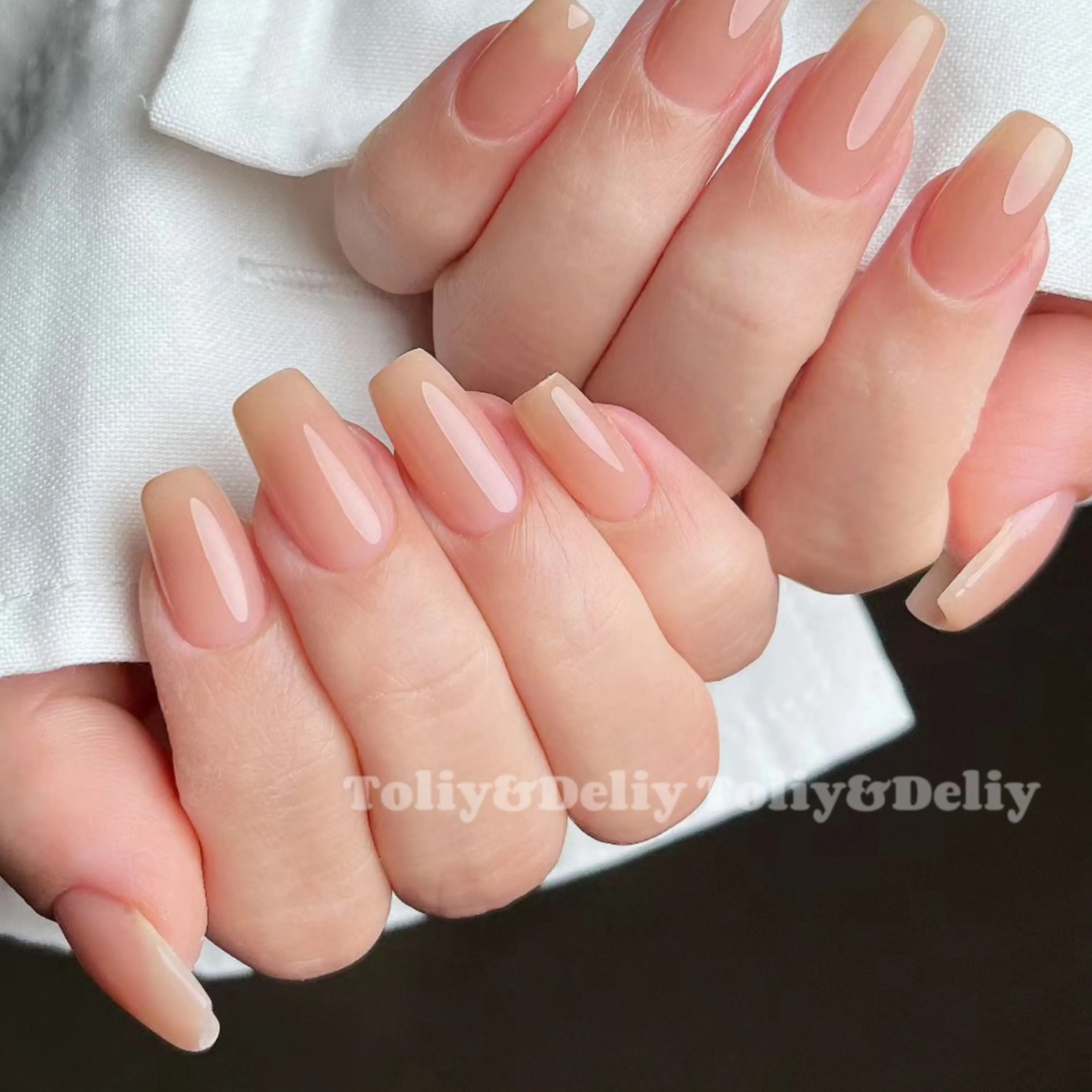 ネイル ToliyDeliy Nail Salonのネイルデザイン