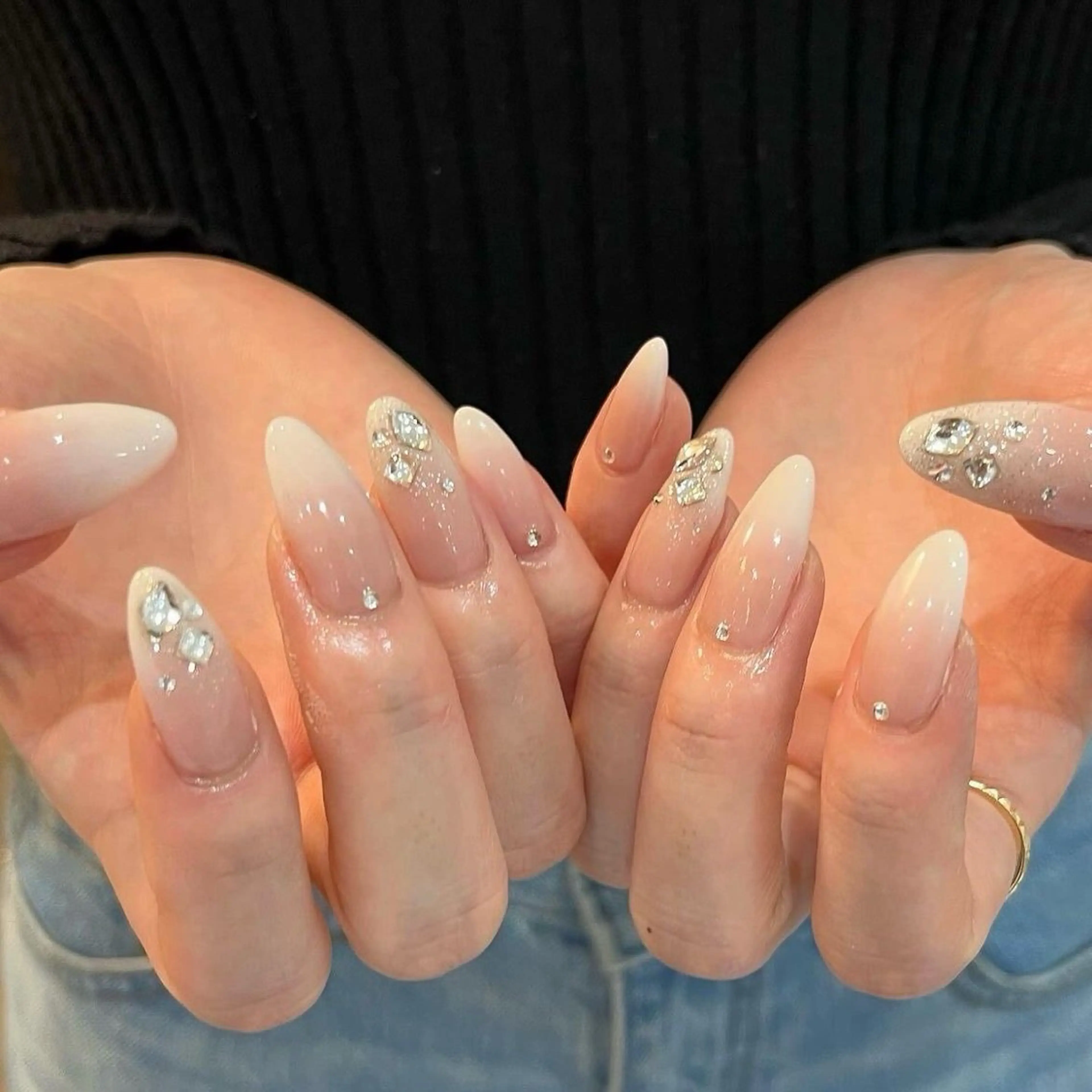 ネイル フレンチネイル キラキラネイル 韓国ネイル シンプルネイル ワンホンネイル ハンドネイル MEI Nailのネイルデザイン