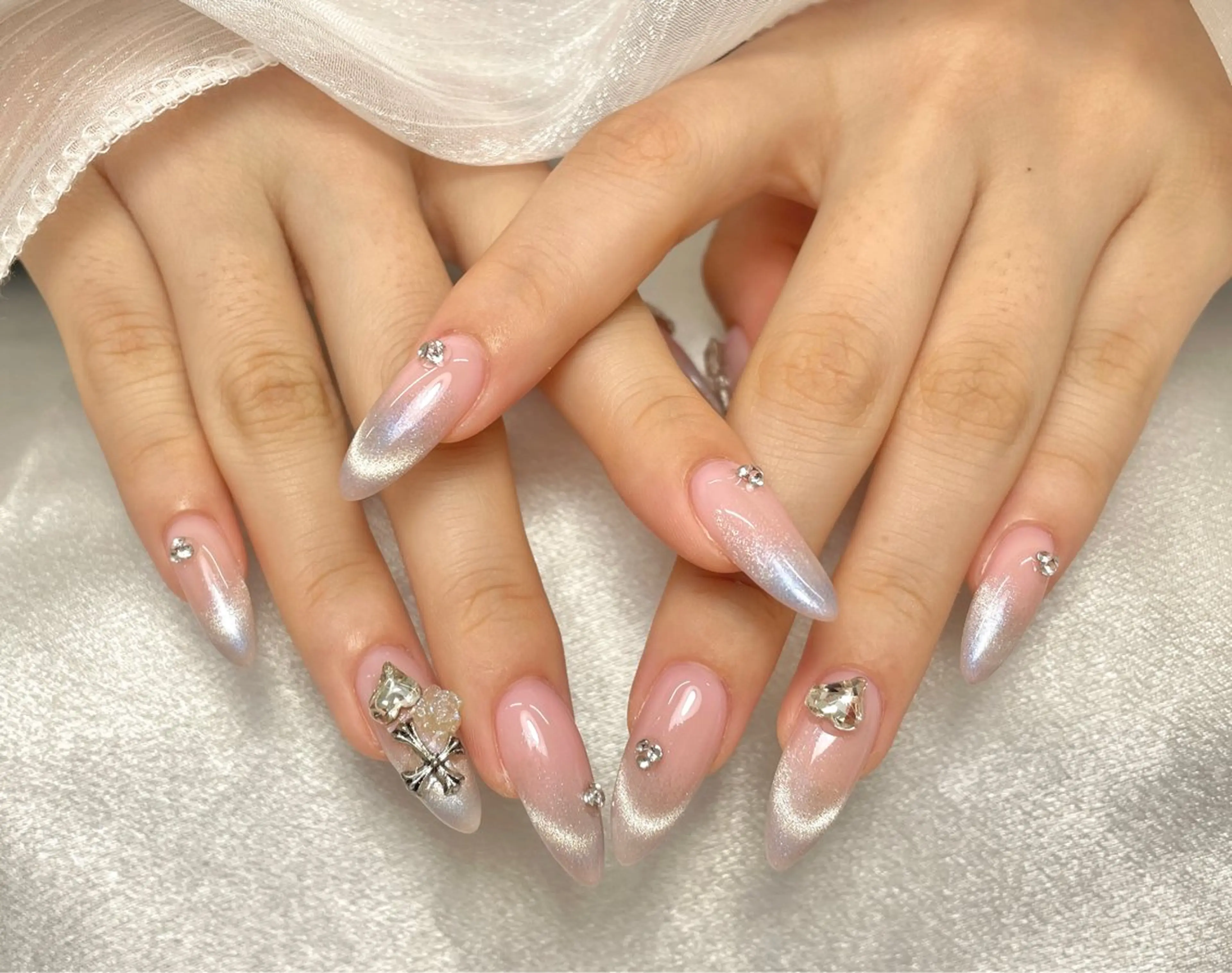 ネイル 持ち込み 夏 目のネイルデザイン