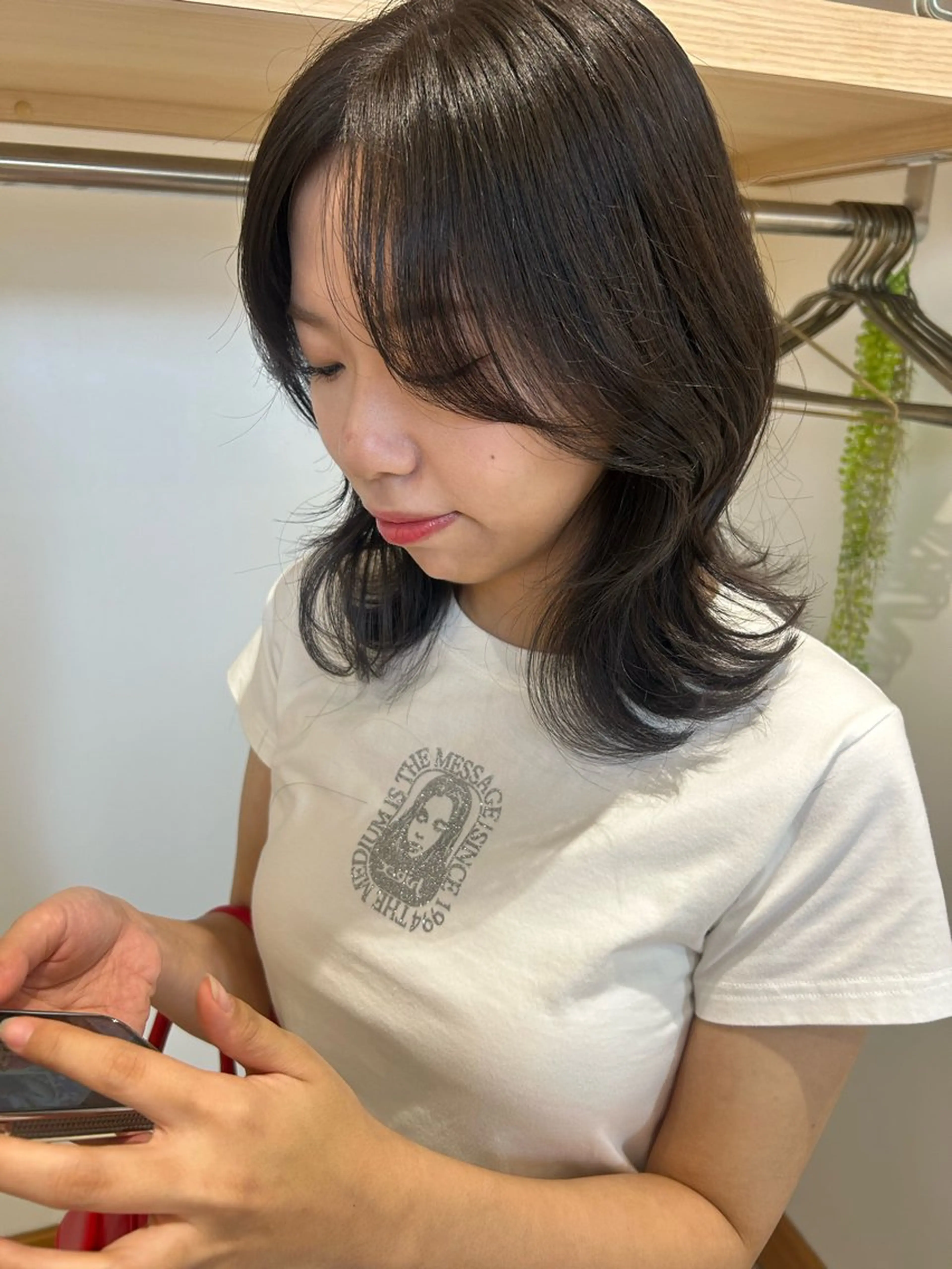 ミディアム くびれヘア カット VISUALIST所属・小倉/レイヤー/ 顔周りカット/naoのヘアスタイル