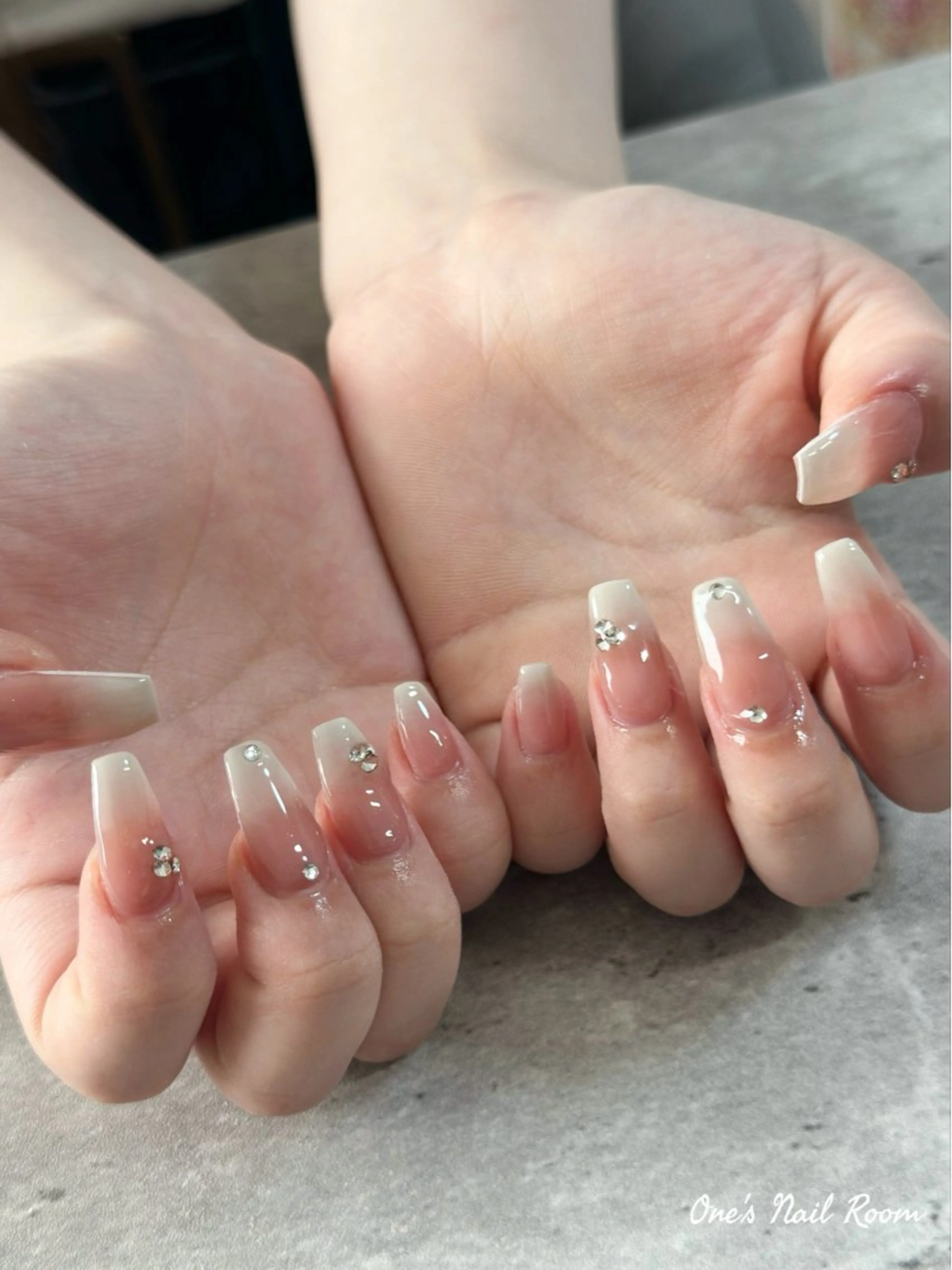 ネイル ハンドネイル One's Nail Roomのネイルデザイン