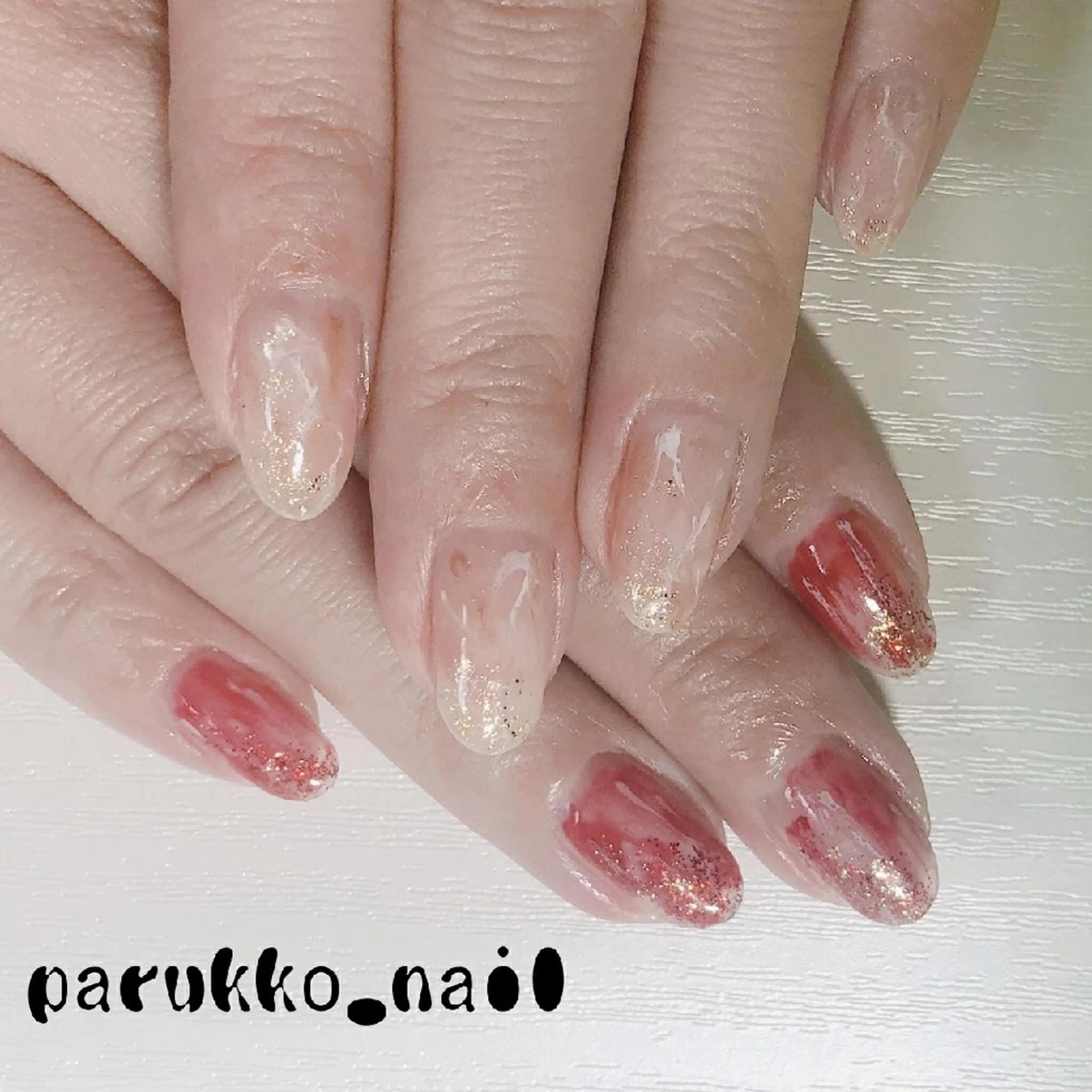 ネイル キラキラネイル ニュアンスネイル 川岡 香を里のネイルデザイン