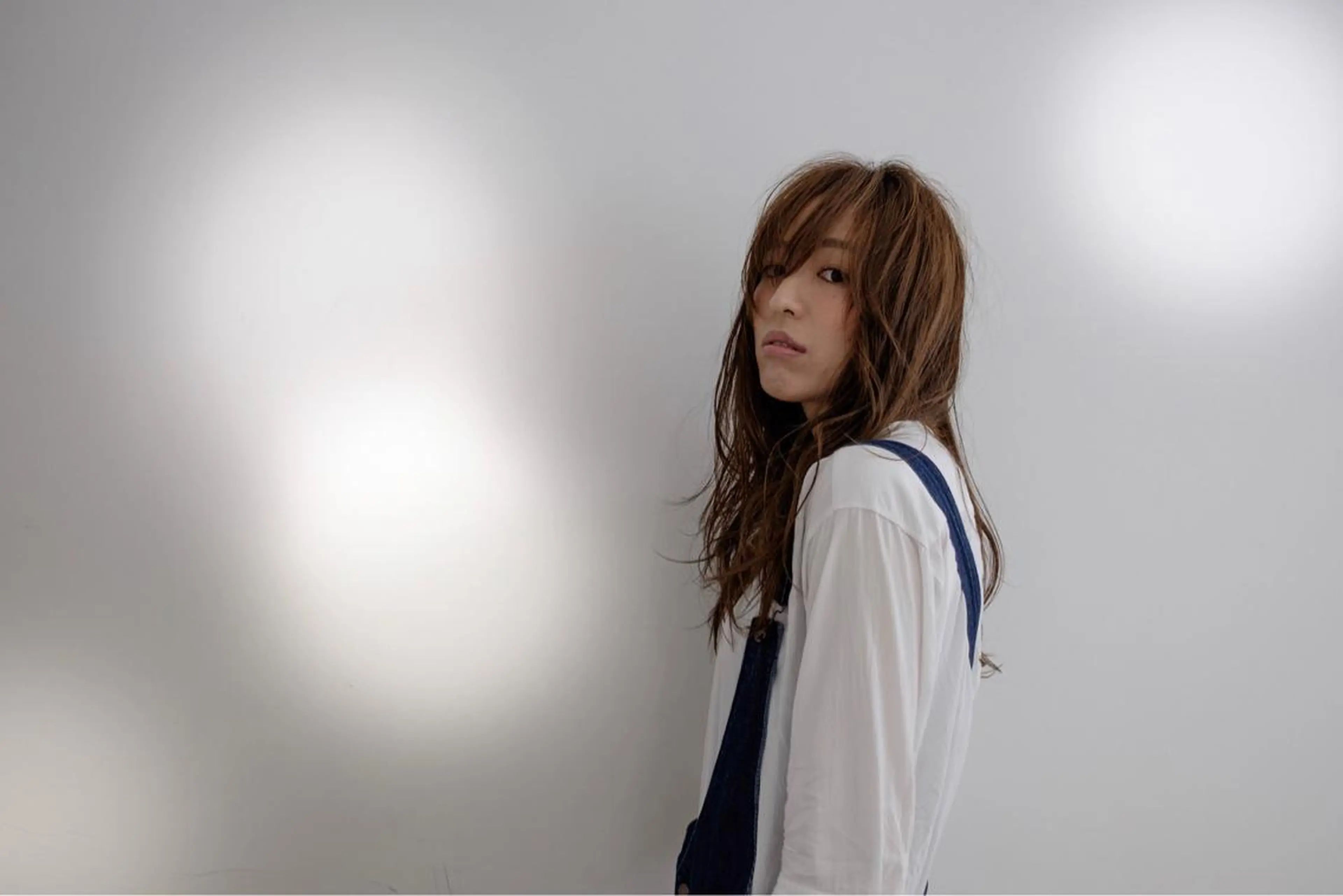 ロング 佐藤 旭のヘアスタイル