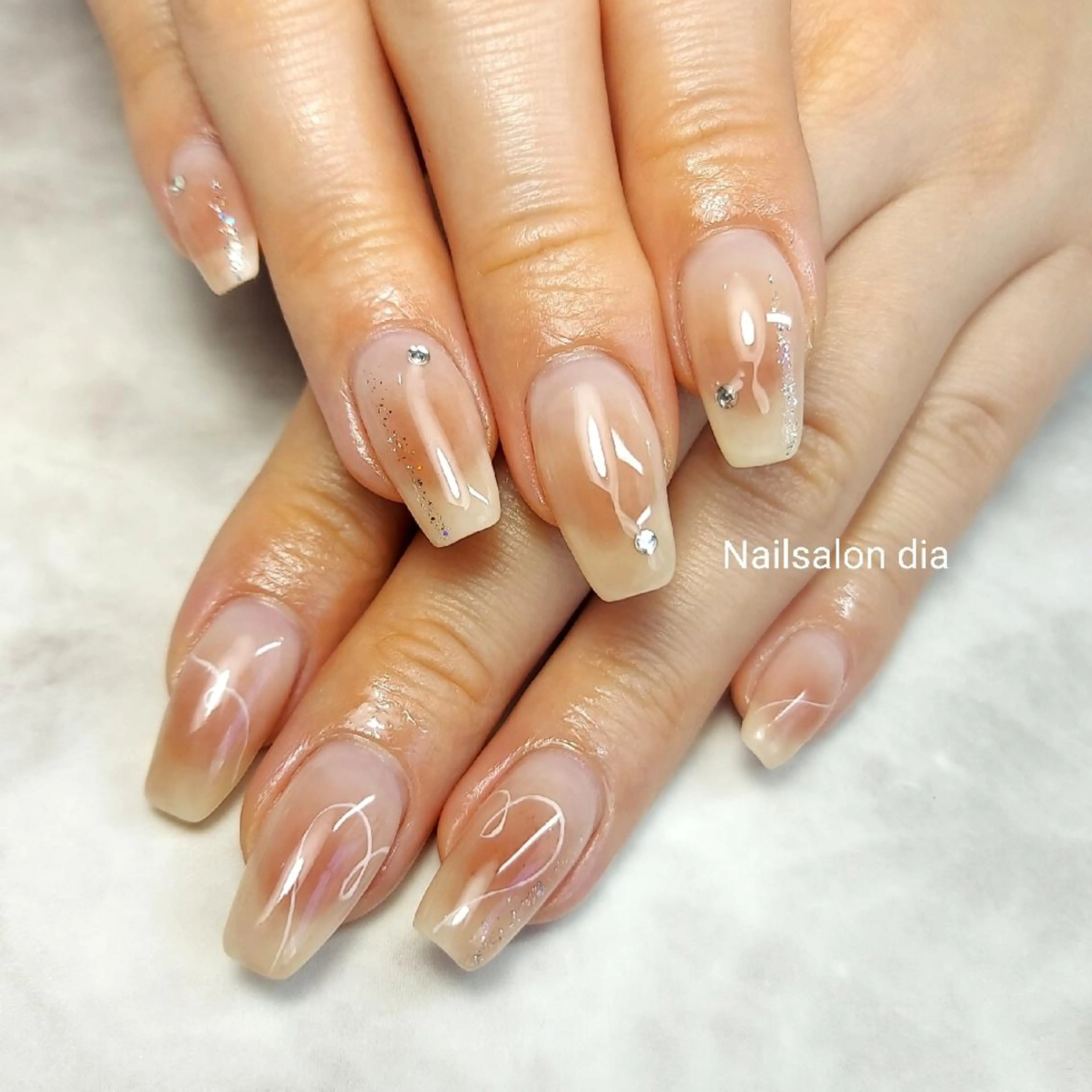 ネイル フラワーネイル キラキラネイル マグネットネイル ミラーネイル ニュアンスネイル ハンドネイル 栗東駅 徒歩10分 ネイルサロン ディアのネイルデザイン