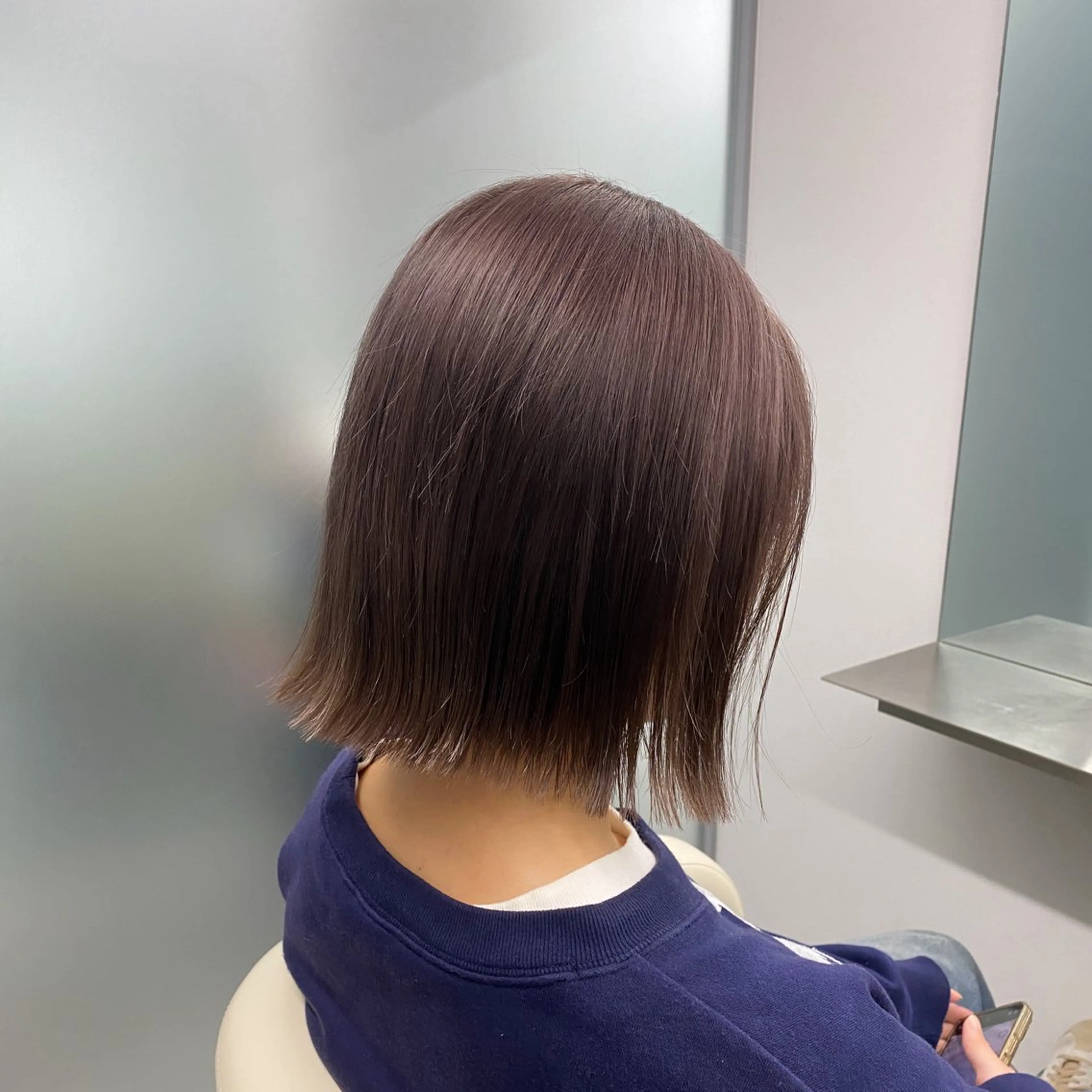 ショート カラー グレージュ ボブ 韓国風ヘア 外ハネヘア 江坂トレンド韓国風 髪質改善shinoのヘアスタイル