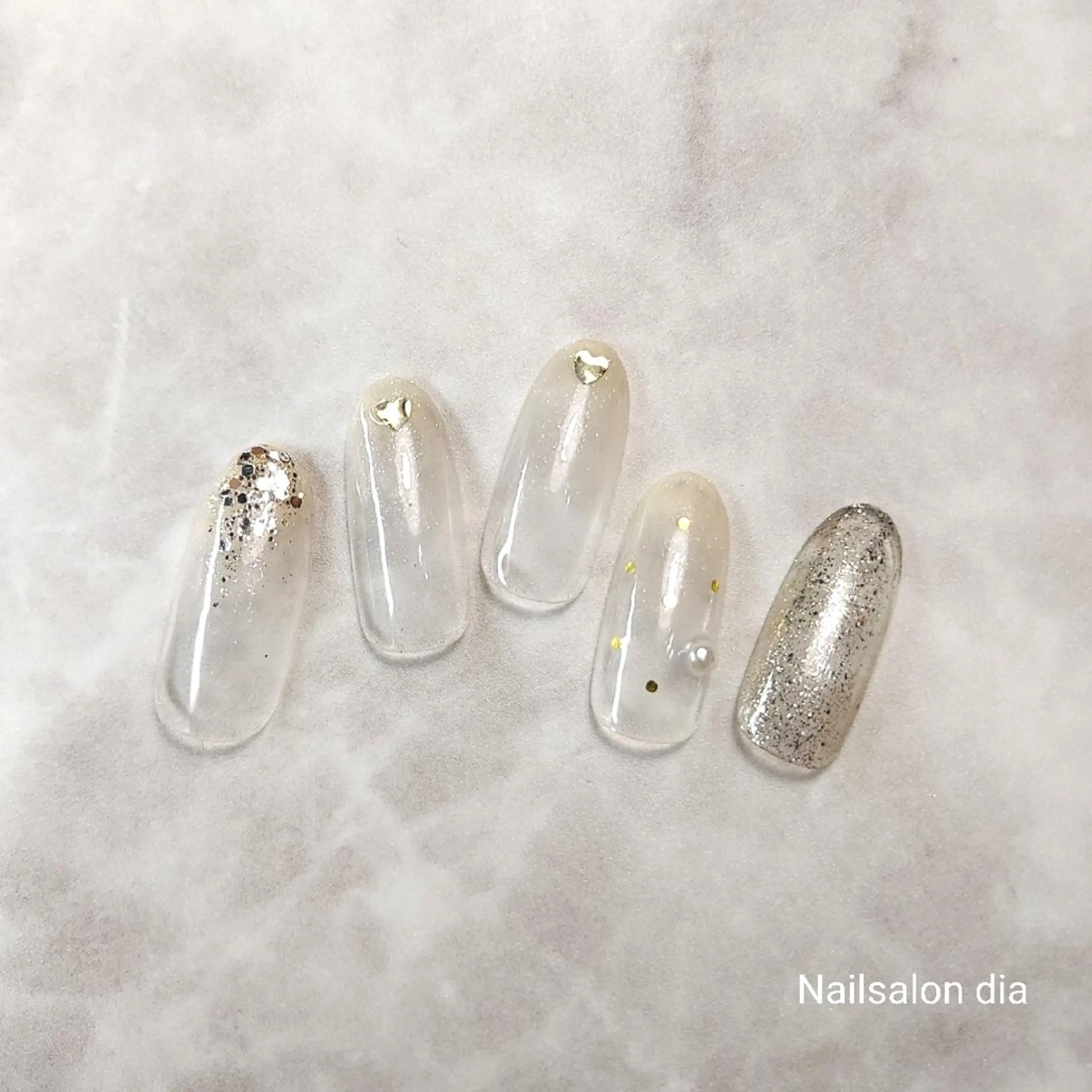 ネイル チークネイル フラワーネイル キラキラネイル マグネットネイル ミラーネイル ハンドネイル 栗東駅 徒歩10分 ネイルサロン ディアのネイルデザイン