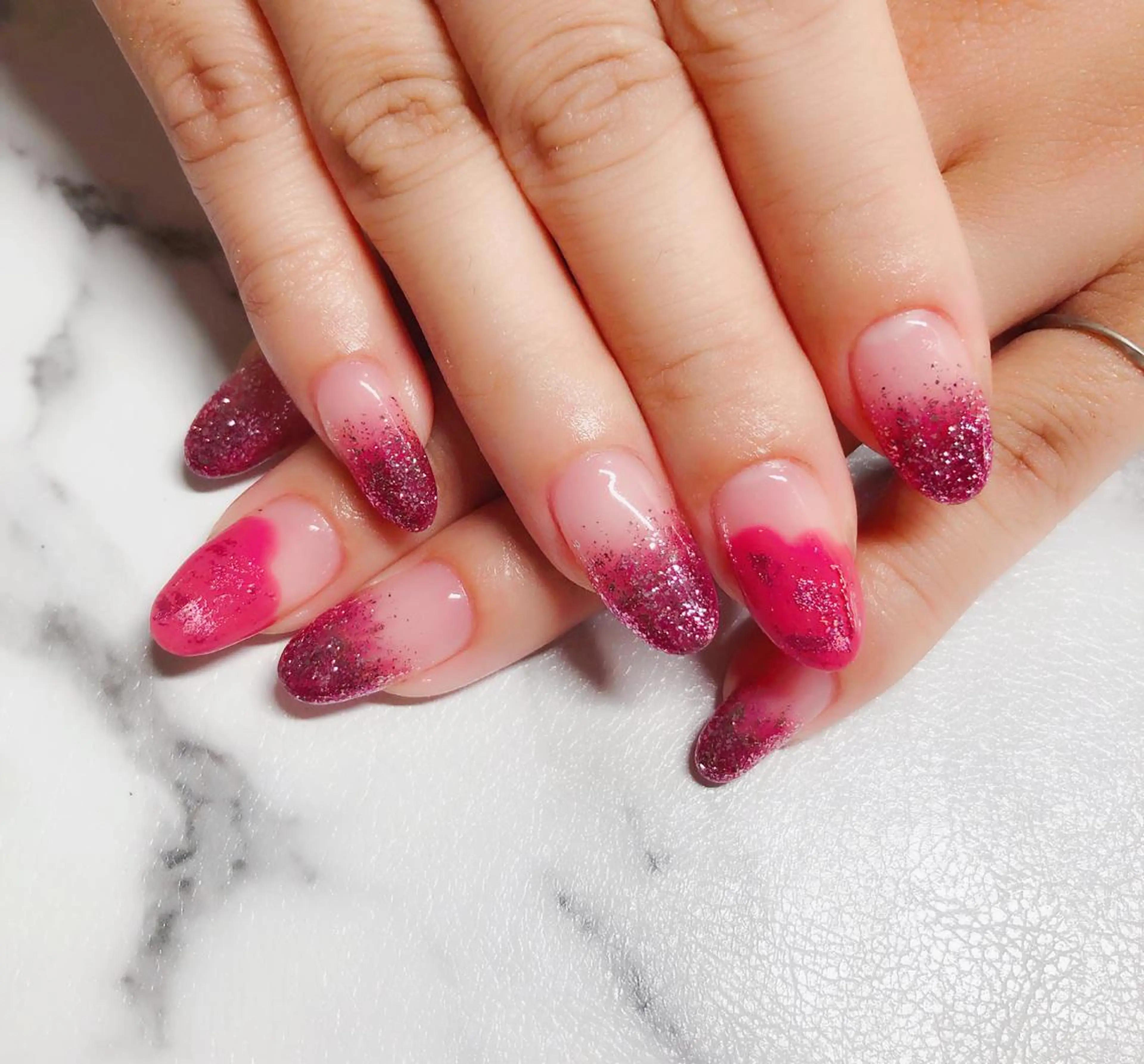 ネイル ハンドネイル マジック ミラーのネイルデザイン