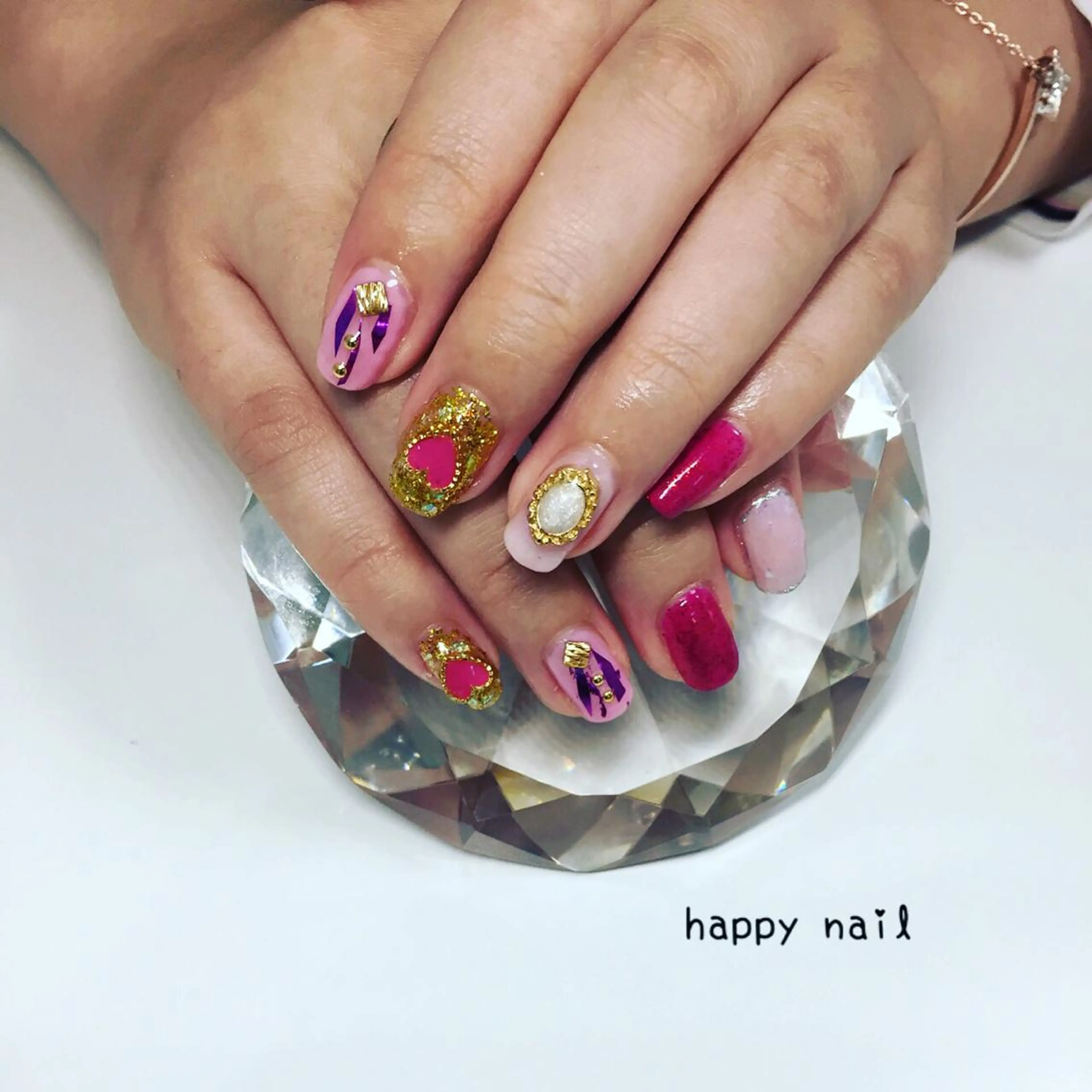 ネイル ハート 心と体が整う腸活 サロン ラクシュミーのエステ・リラクイメージ