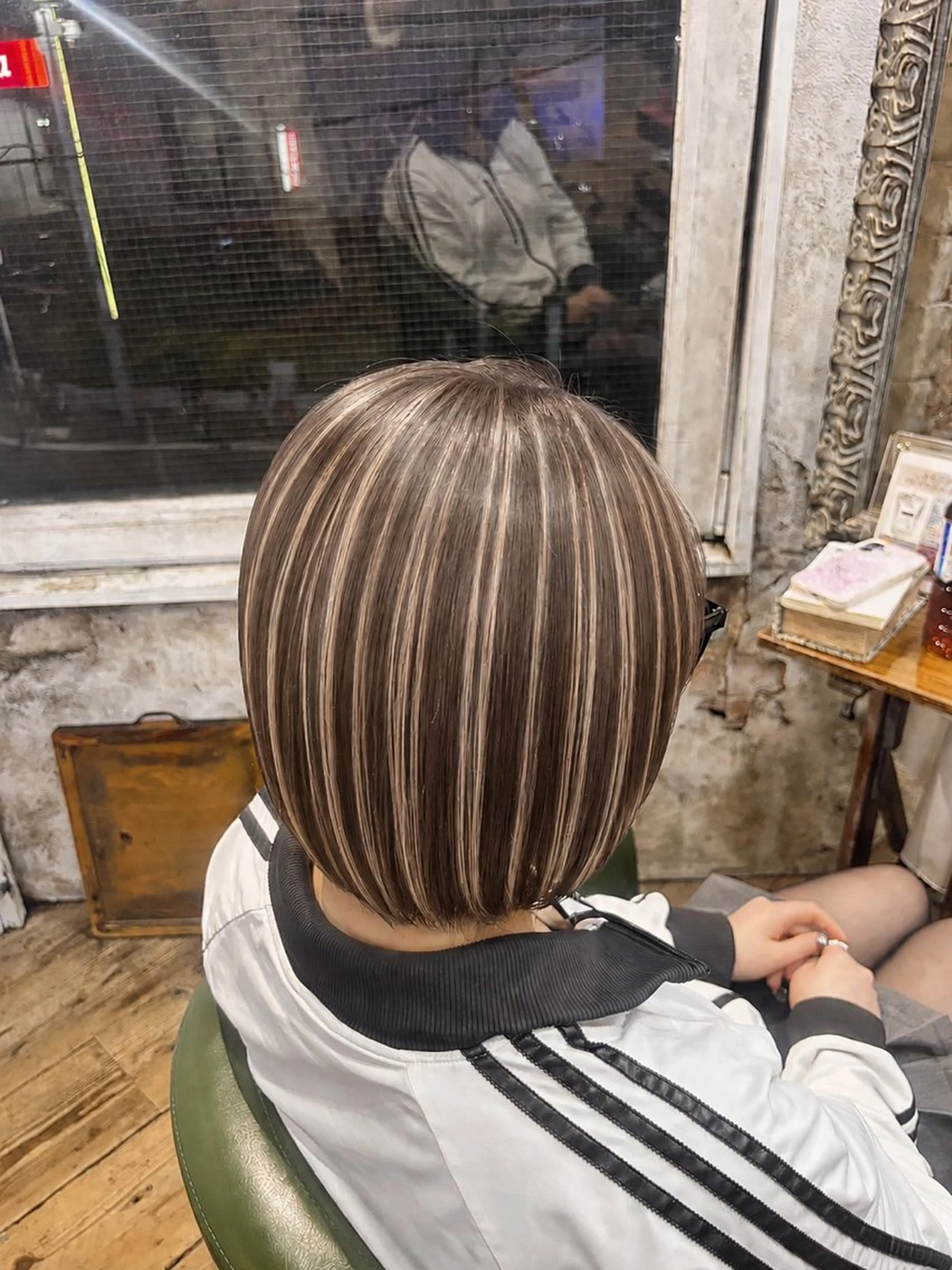 ショート ヘアカラー 森田 恋々菜のヘアスタイル