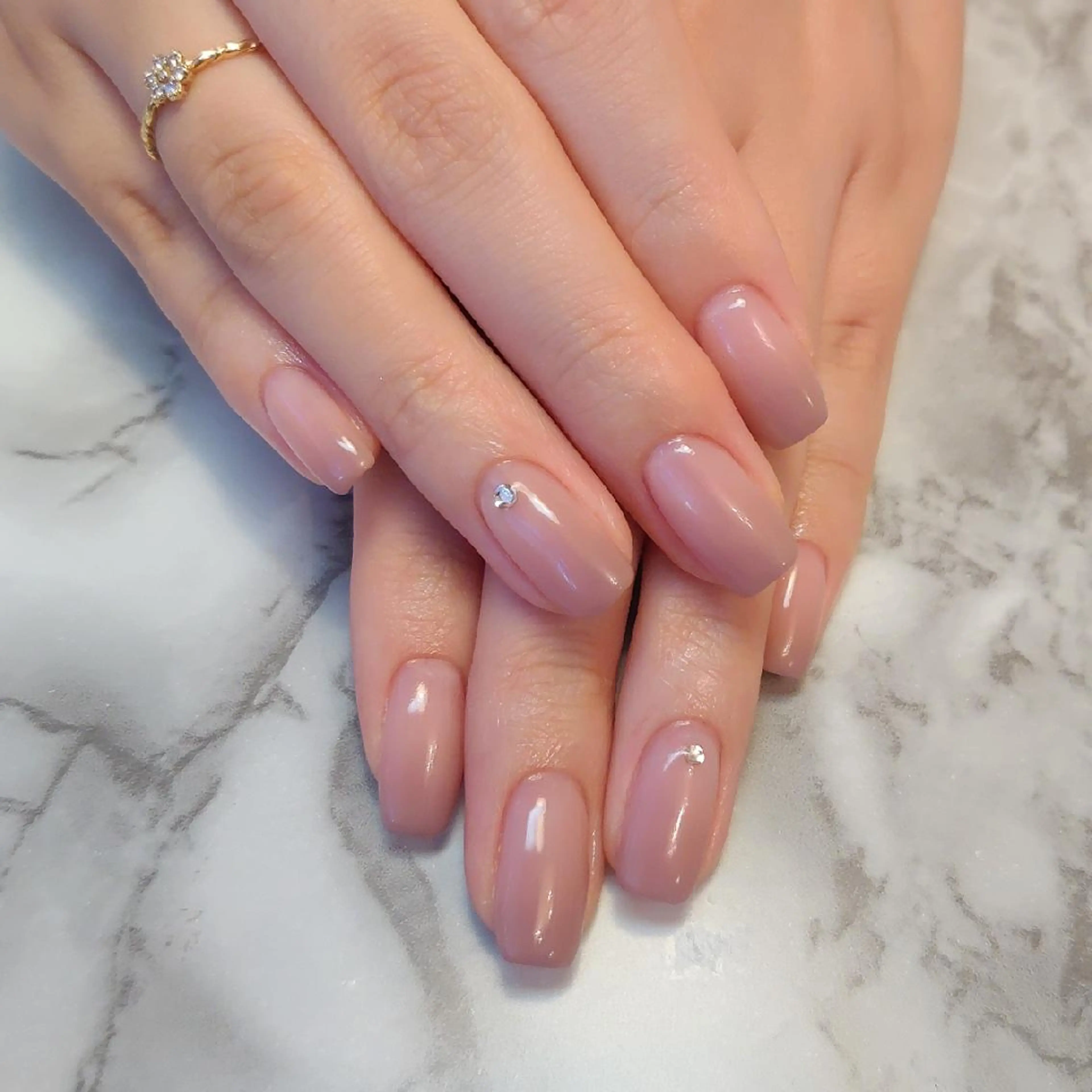 ネイル グラデーション ジェヌインネイル 河内のネイルデザイン