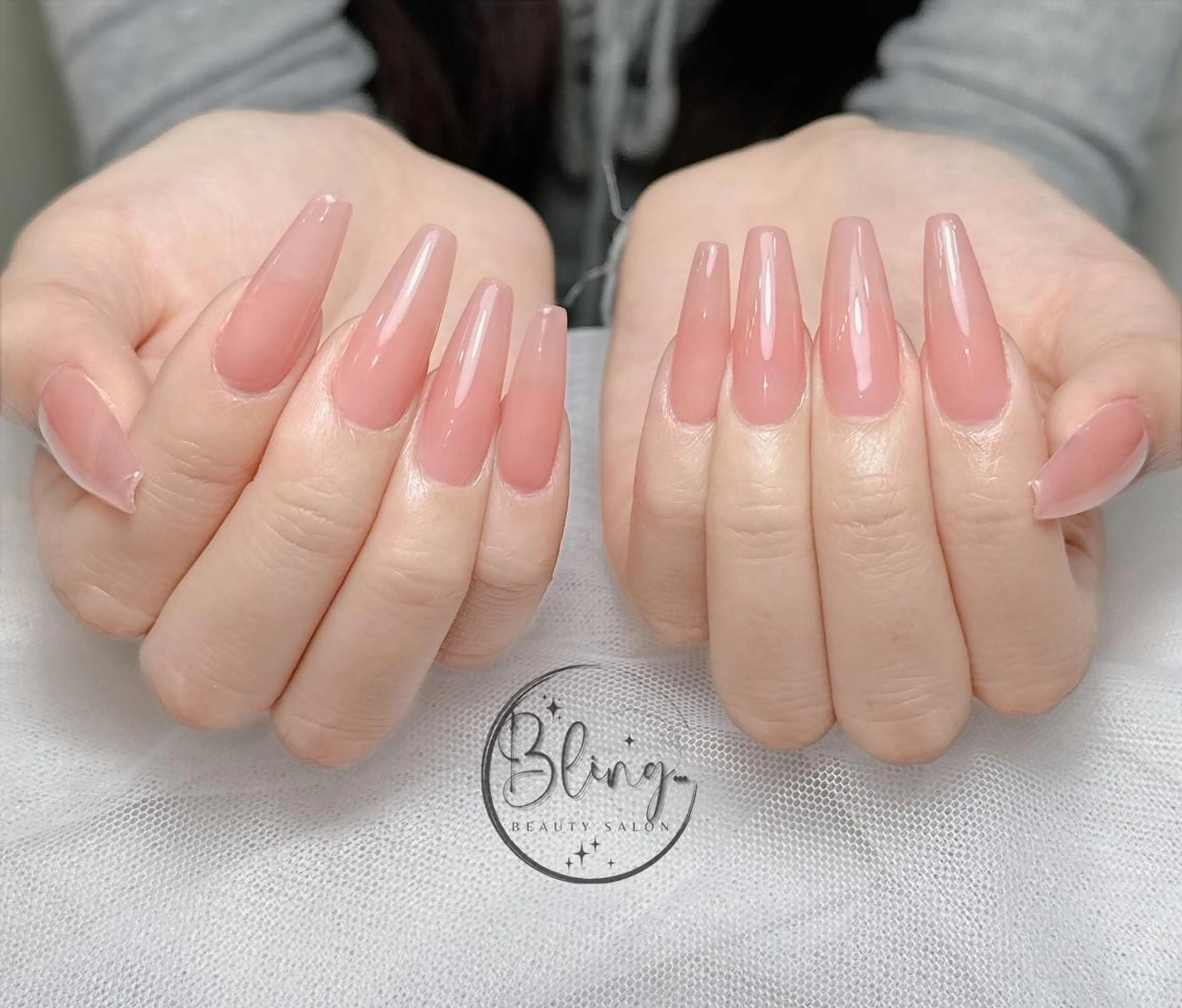 ロング 韓国風ヘア ハンドネイル Bling Salonのネイルデザイン