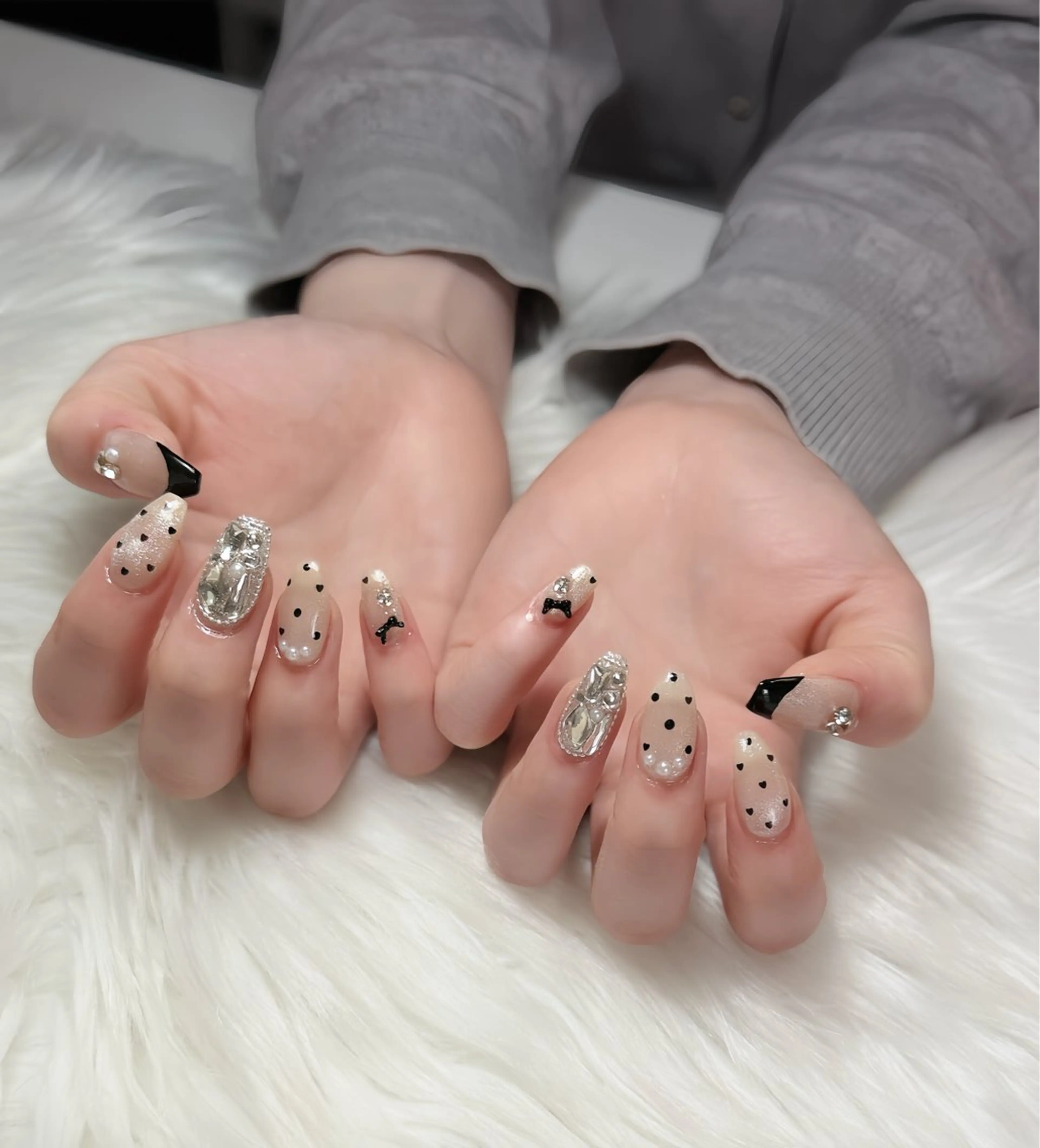 ネイル オーロラネイル チークネイル フットネイル フレンチネイル ジェルネイル ハンドネイル Nichi Nails❤️のネイルデザイン