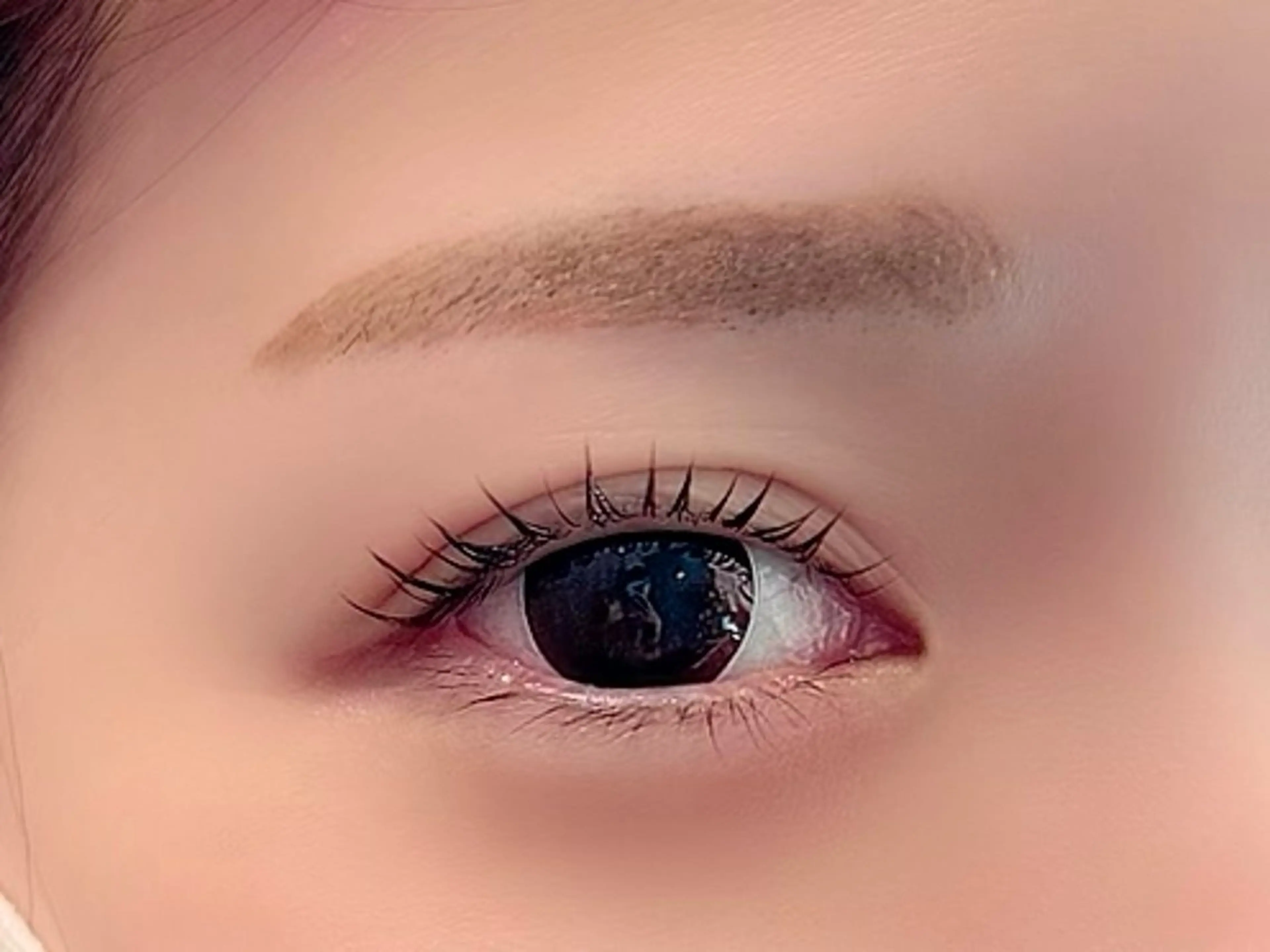 マツエク・マツパ カットモデル𓍲艶髪 🫧秋積日向のヘアスタイル