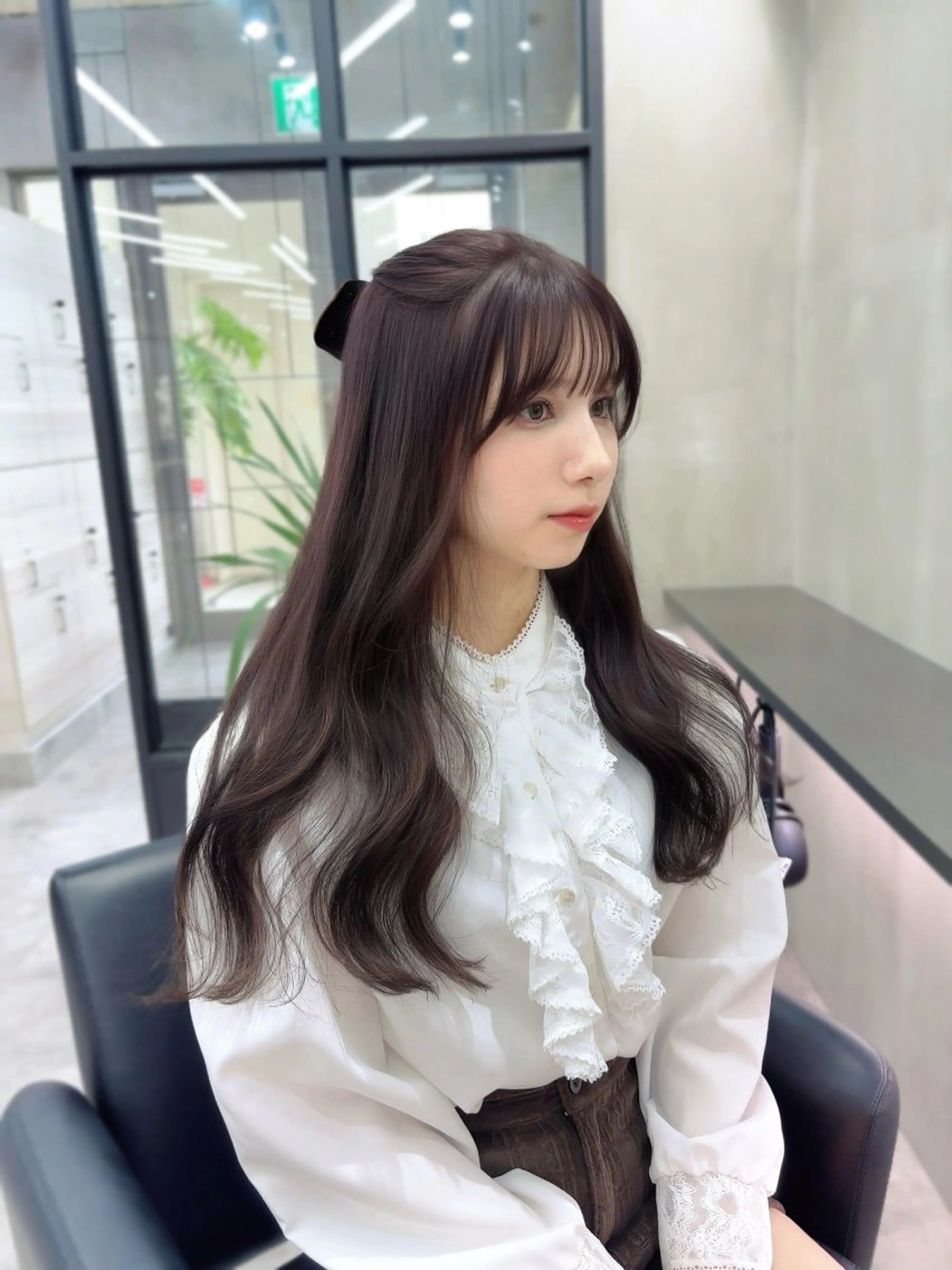 ロング カラー ヘアアレンジ 成人式 ブリーチ ラベンダーカラー ブリーチなしカラー 卒業式のヘアスタイル the path sora♡のヘアスタイル