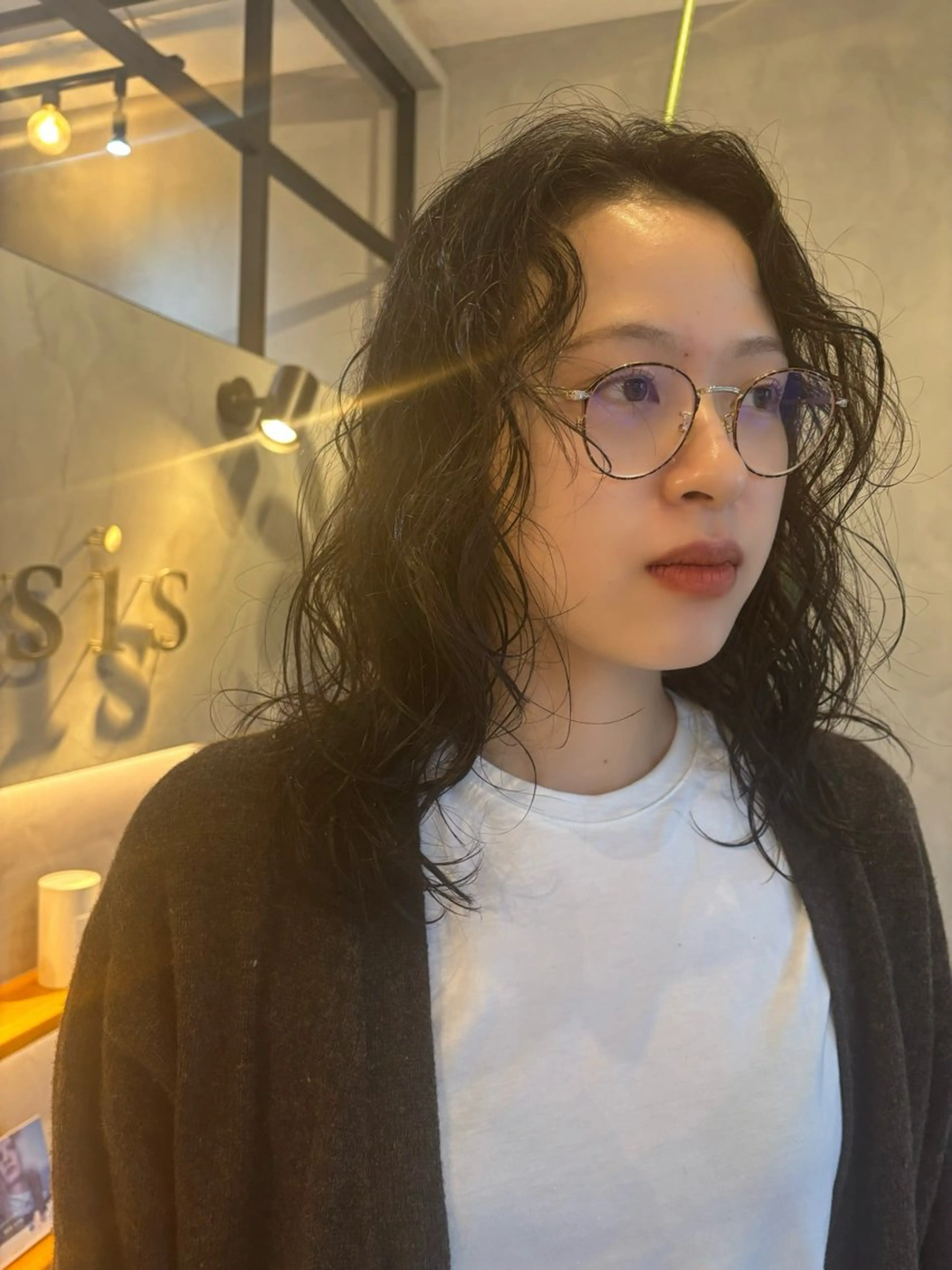セミロング パーマ 迫 裕美のヘアスタイル
