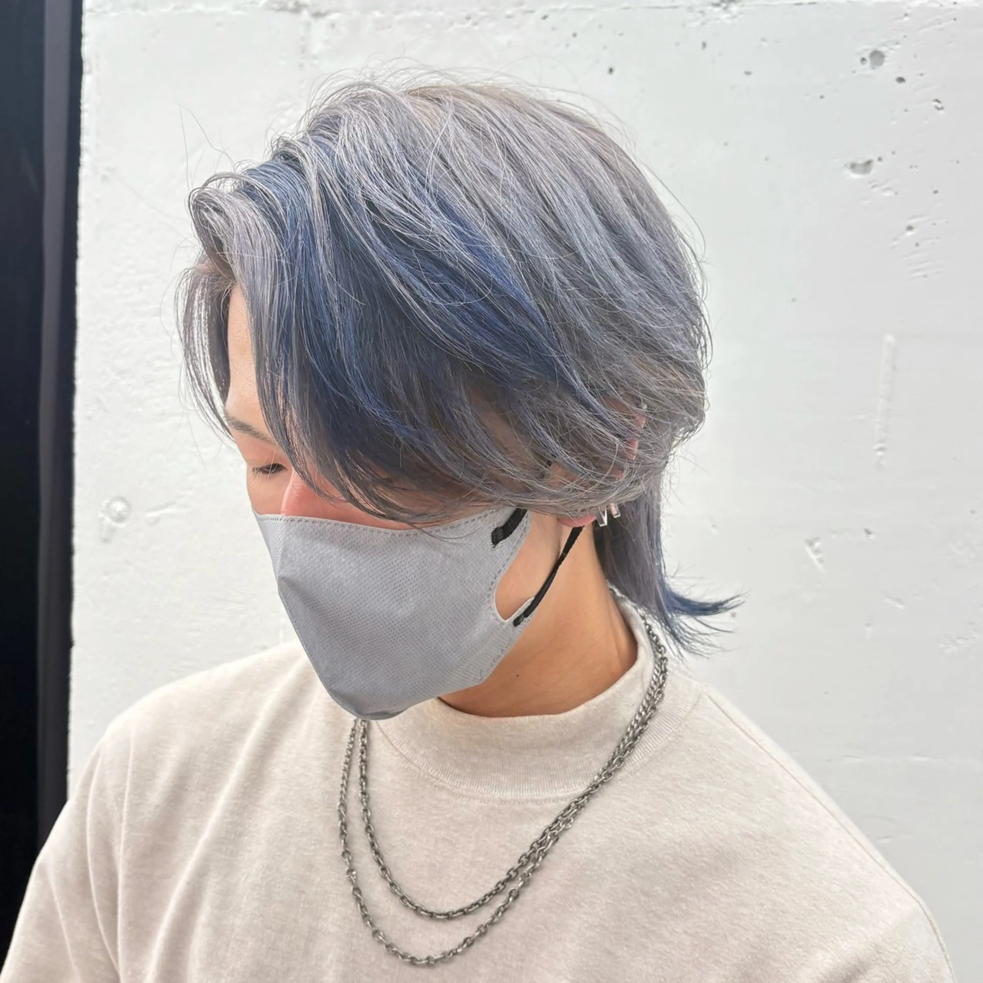 ショート カラー ブリーチ シルバー 矢場町/8時-22時 JILLSTUDIOのヘアスタイル