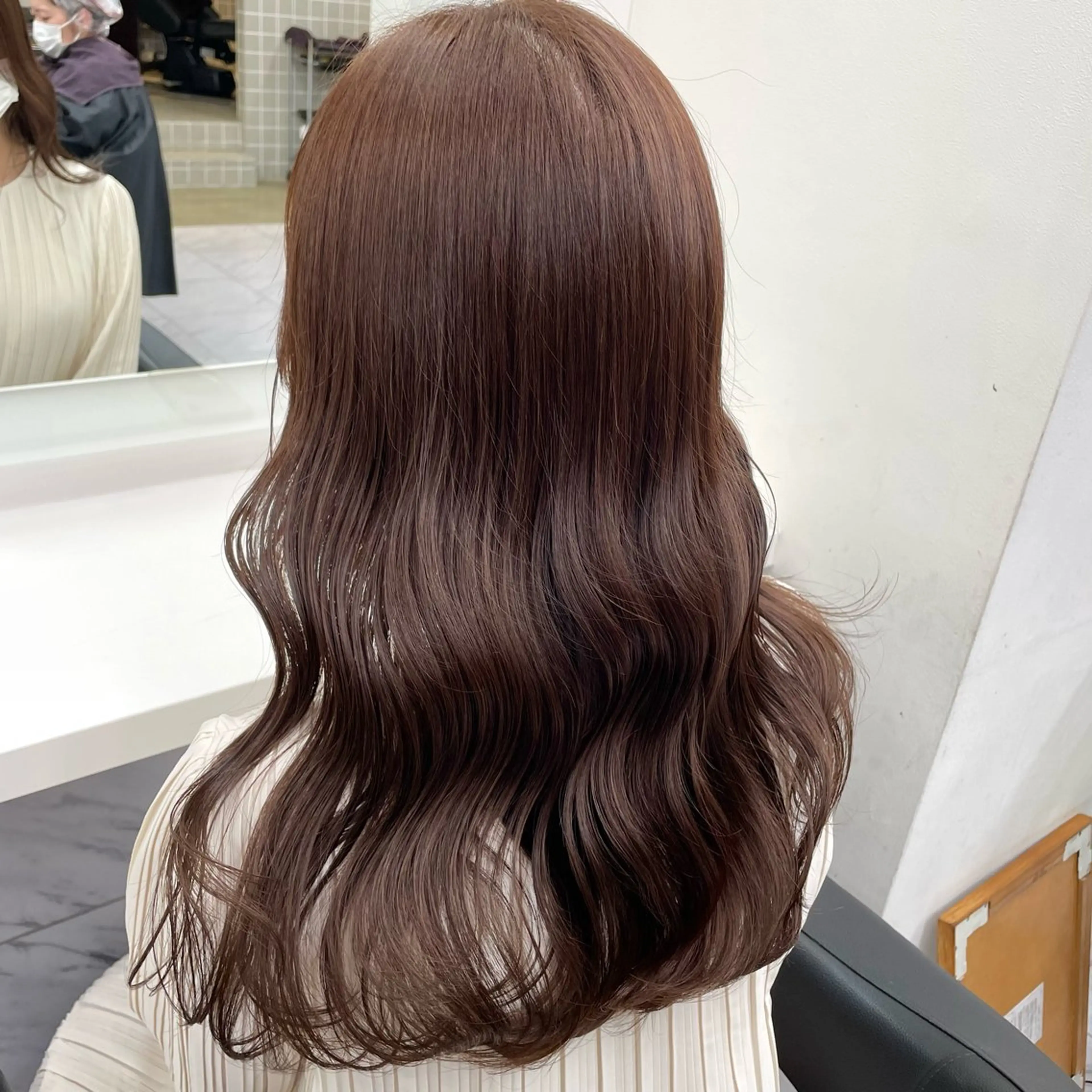 セミロング カラー ヘアアレンジ 韓国レイヤー&ピンク 艶髪🩶maikoのヘアスタイル