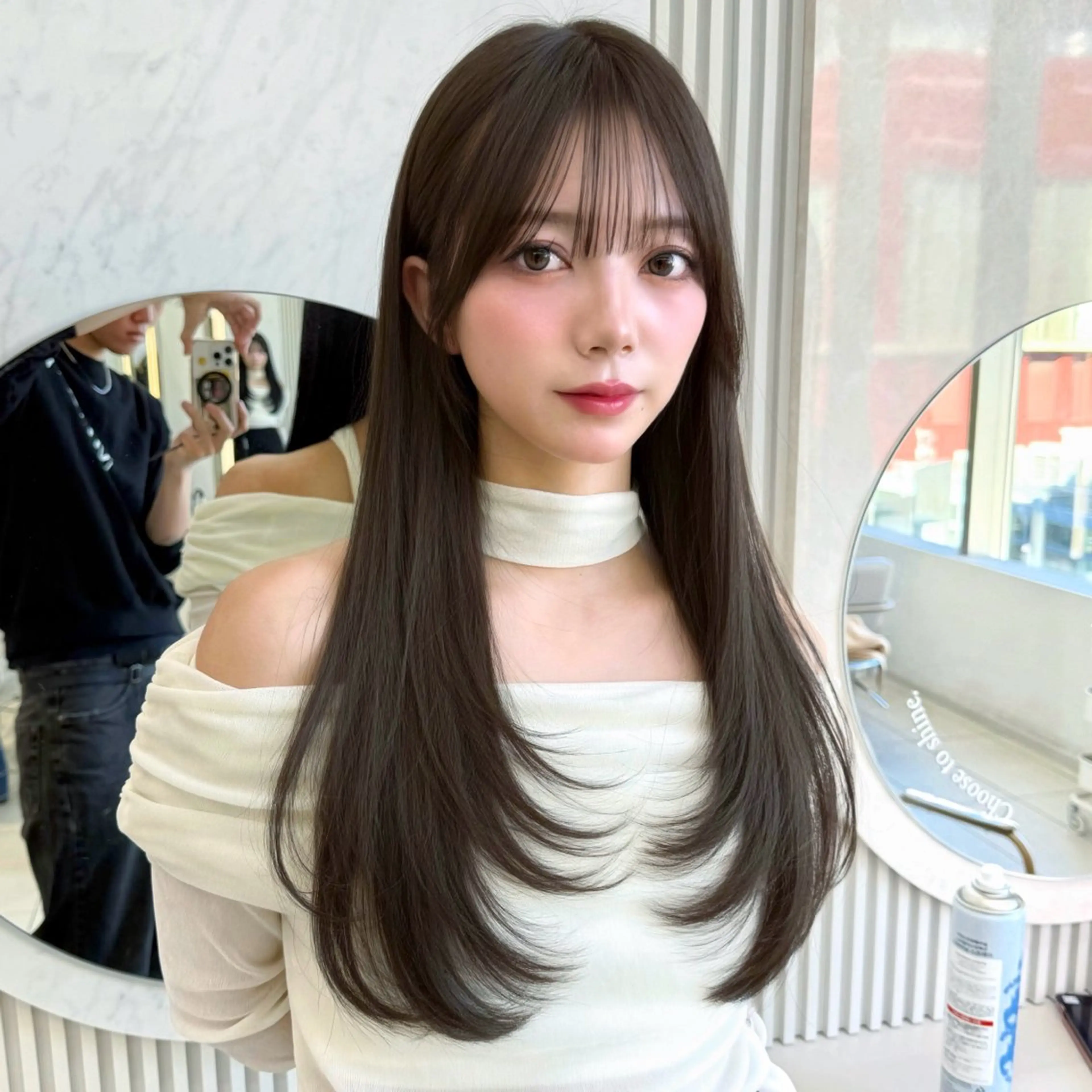 ロング カラー 似合わせレイヤー/ 透明感カラーのヘアスタイル