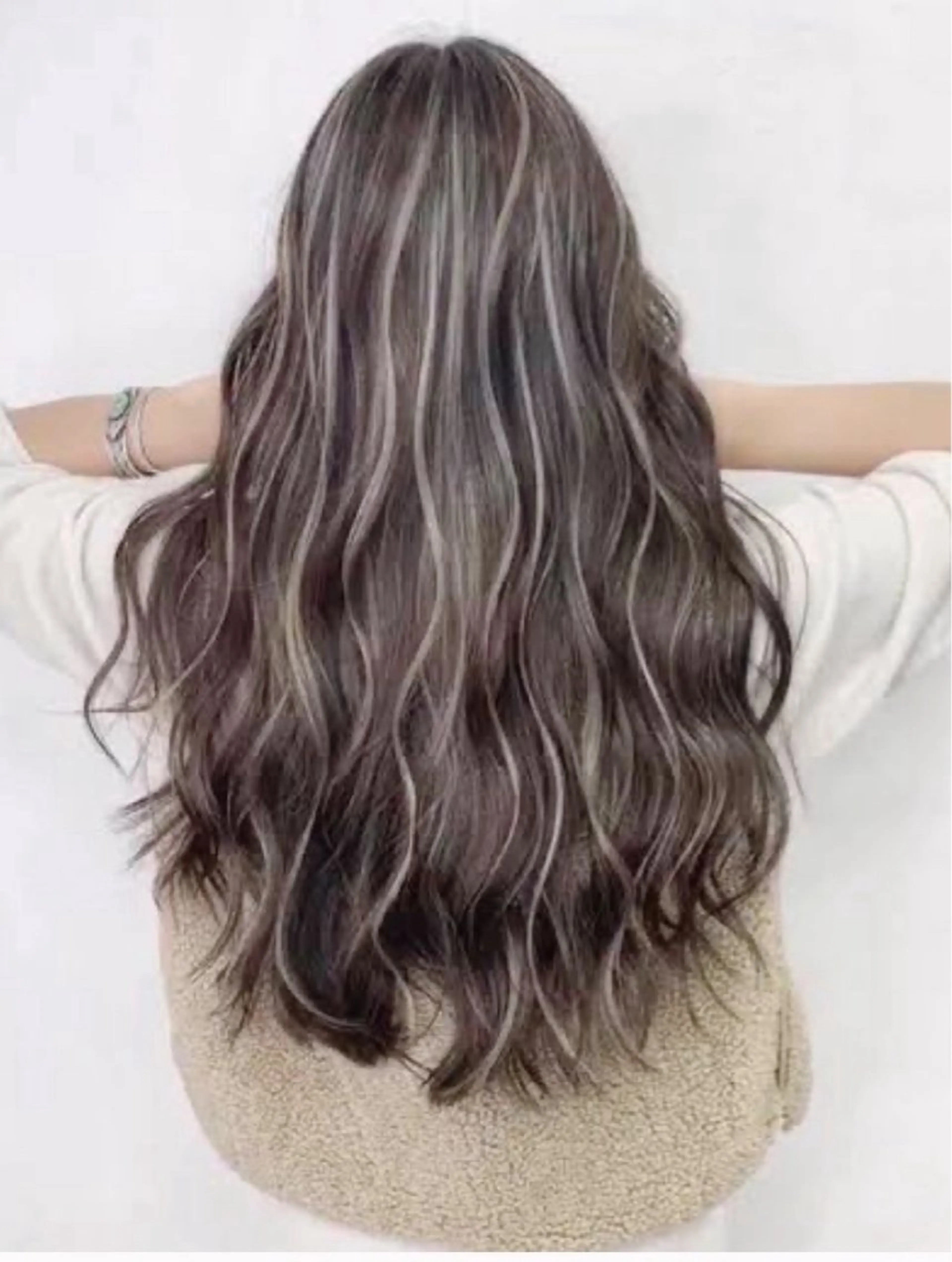 ロング カラー パーマ ヘアアレンジ バレイヤージュ ブリーチ ケアブリーチ 透明感カラー ハイライトカラー 竹内ケンゴ🇰🇷 EIGHT藤沢のヘアスタイル