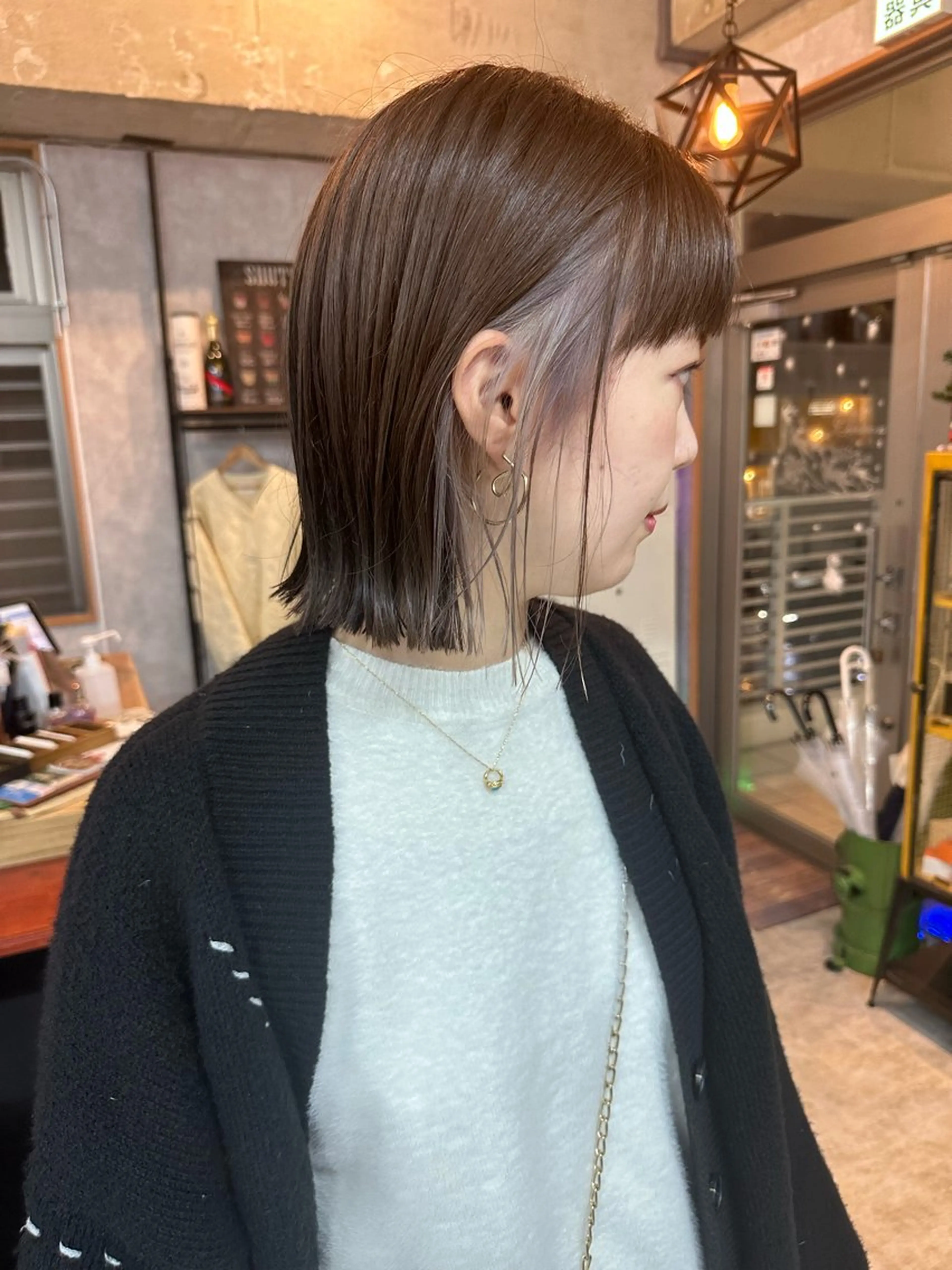 ショート 切りっぱなしボブ ショートボブ ハンサムショート 丸みショート ボブ カット ヘアカラー トリートメント モテ髪/ボブ/ショー ト/アダチフウトのヘアスタイル